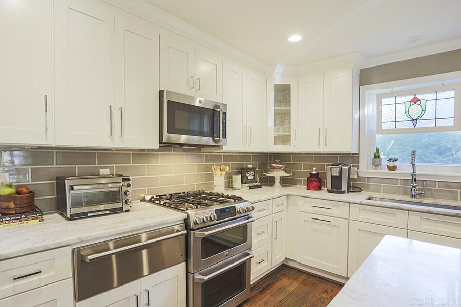 PLEASANT VALLEY - Residential