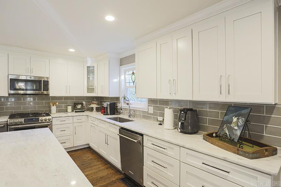 PLEASANT VALLEY - Residential