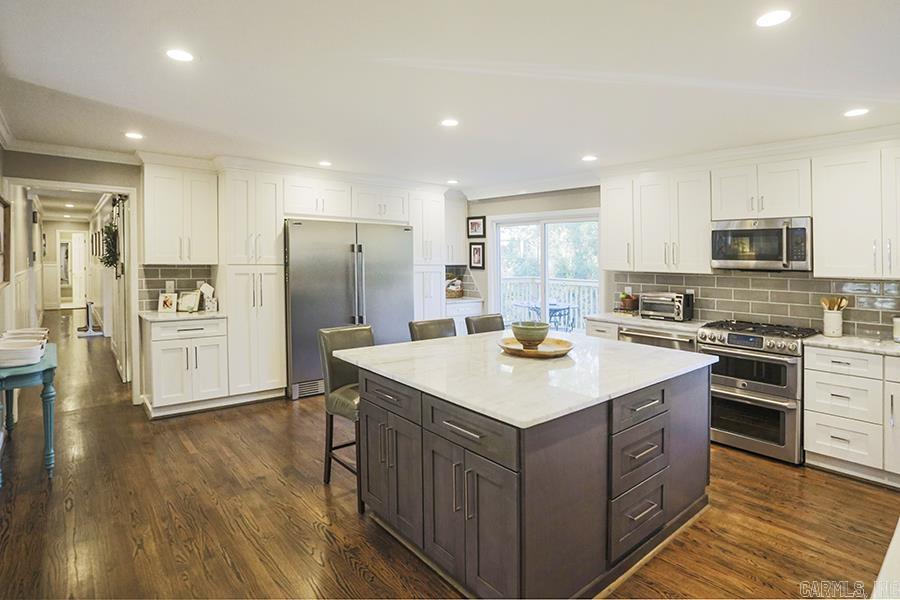 PLEASANT VALLEY - Residential