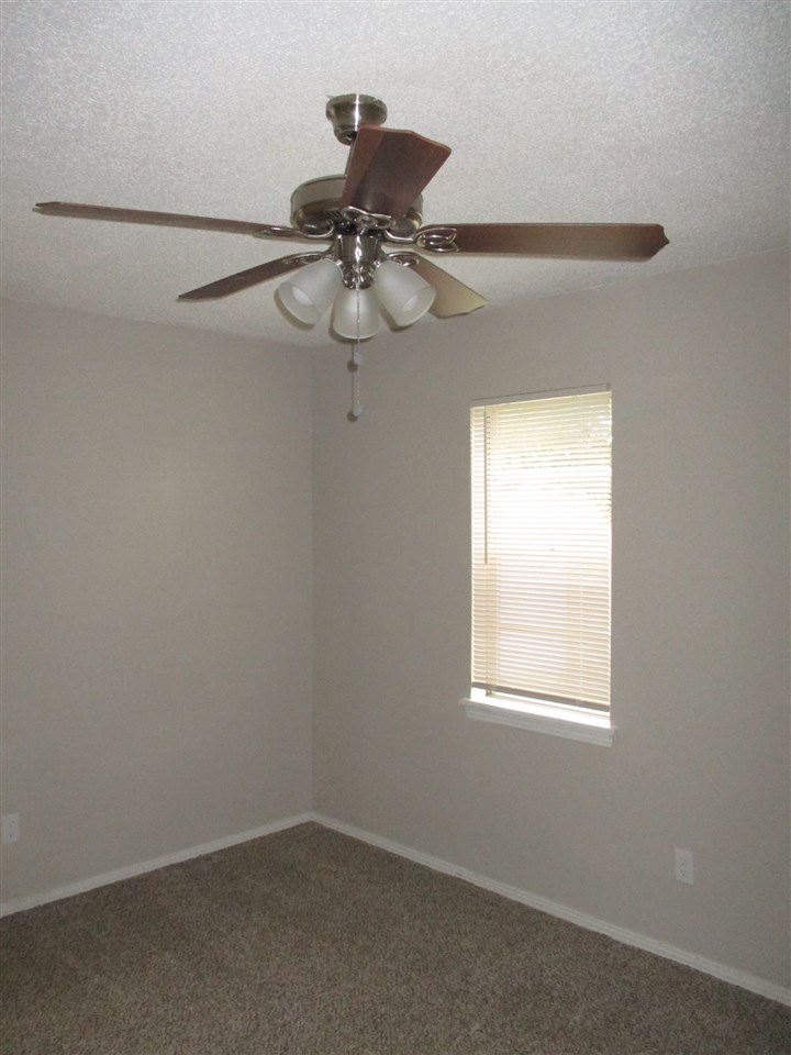 Holly Hill Estates - Residential Lease