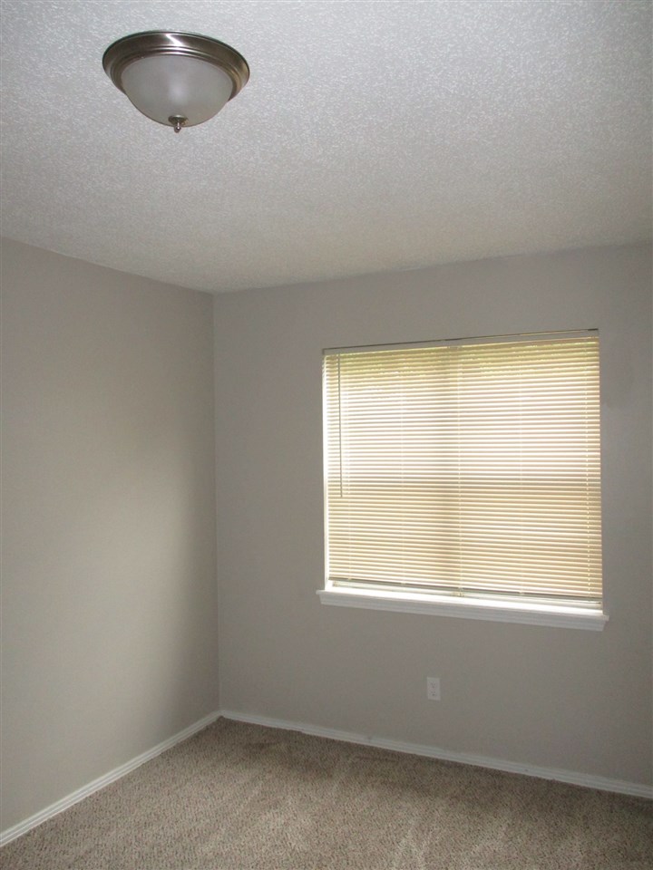 Holly Hill Estates - Residential Lease