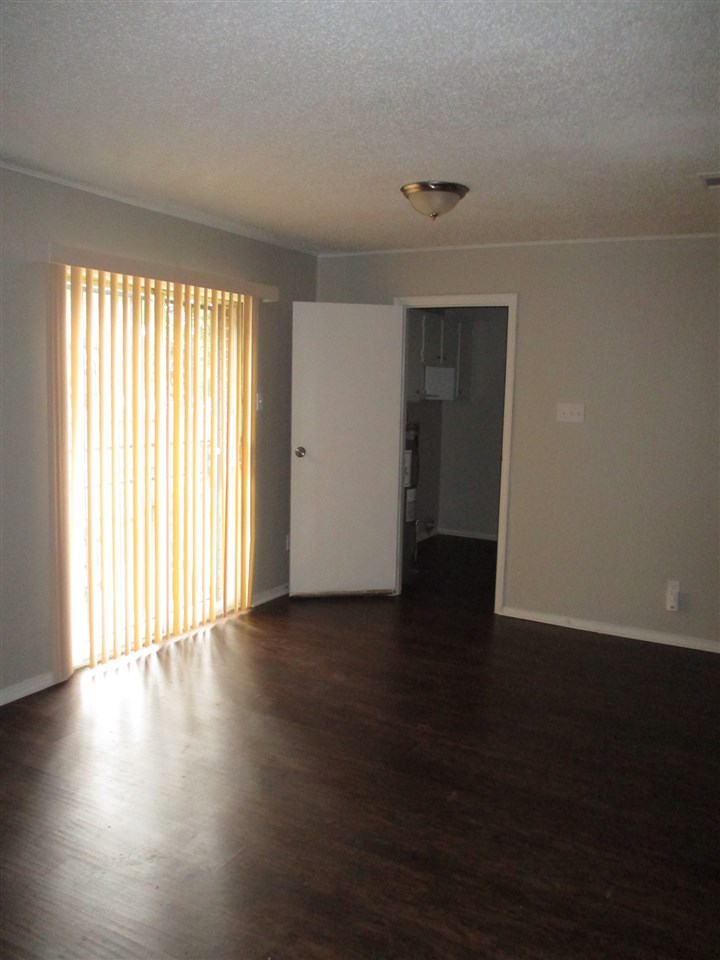 Holly Hill Estates - Residential Lease