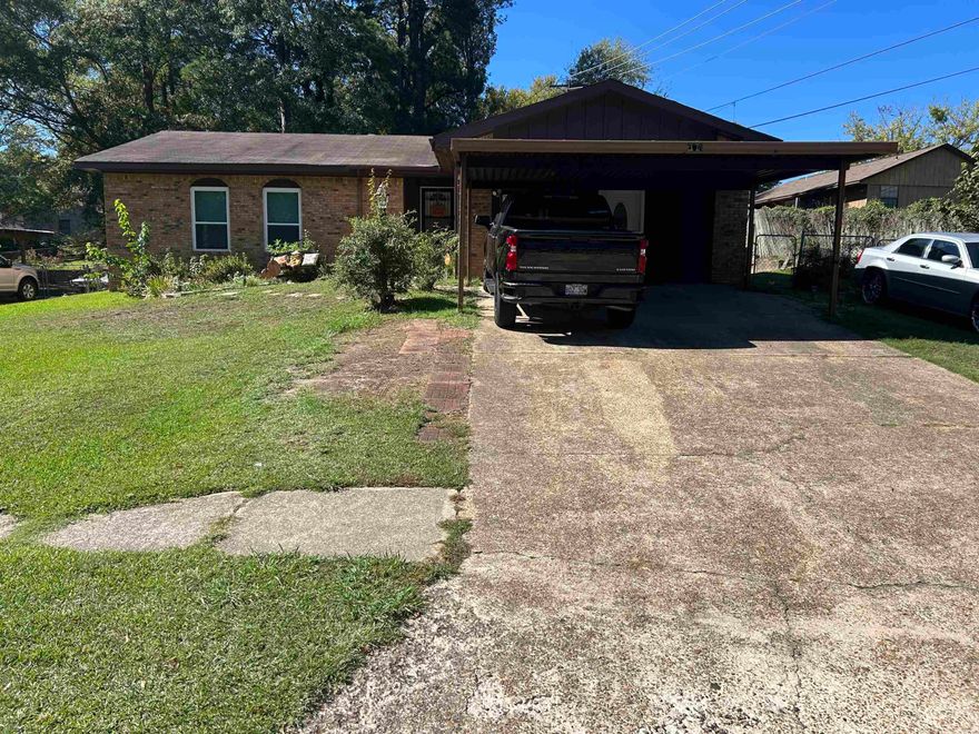 Beautiful home in Country Club Terrace.  There are a lot of updates and is ready for a new owner.  Very spacious with a large back yard to enjoy.  Call me for a showing. Nancy Swan 870.314.2286