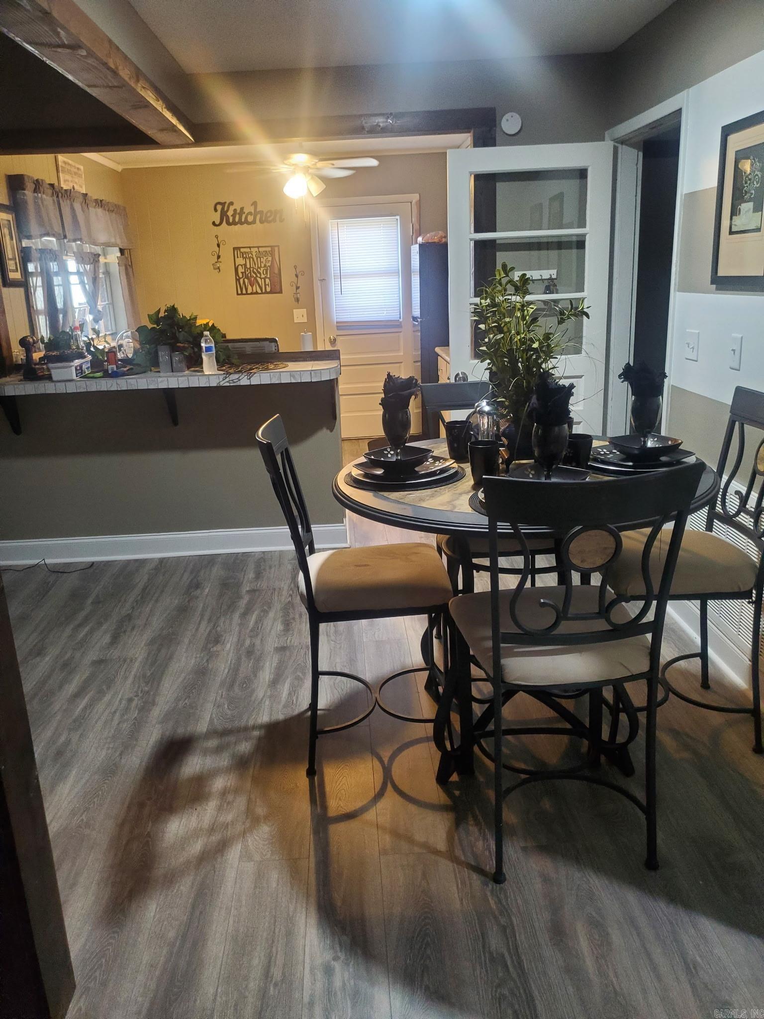 COUNTRY CLUB TERRACE - Residential