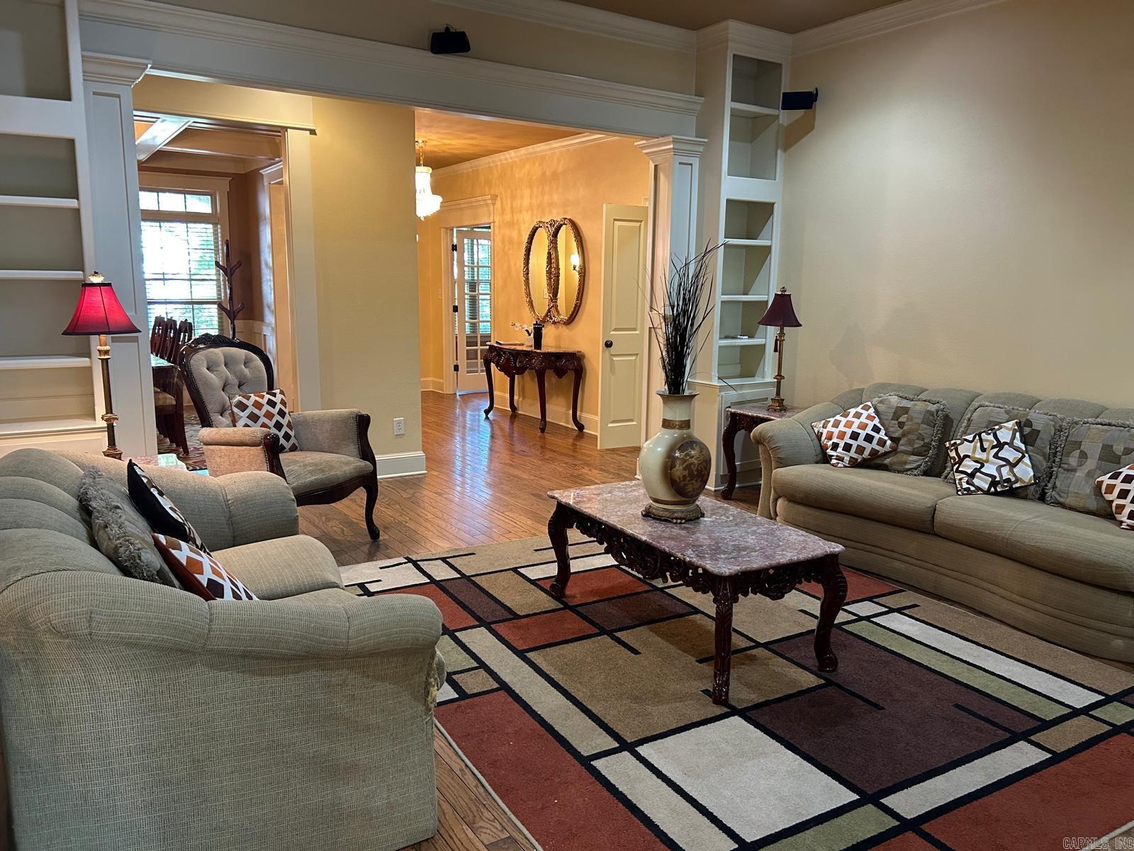 WOODLAND ESTATES - Residential