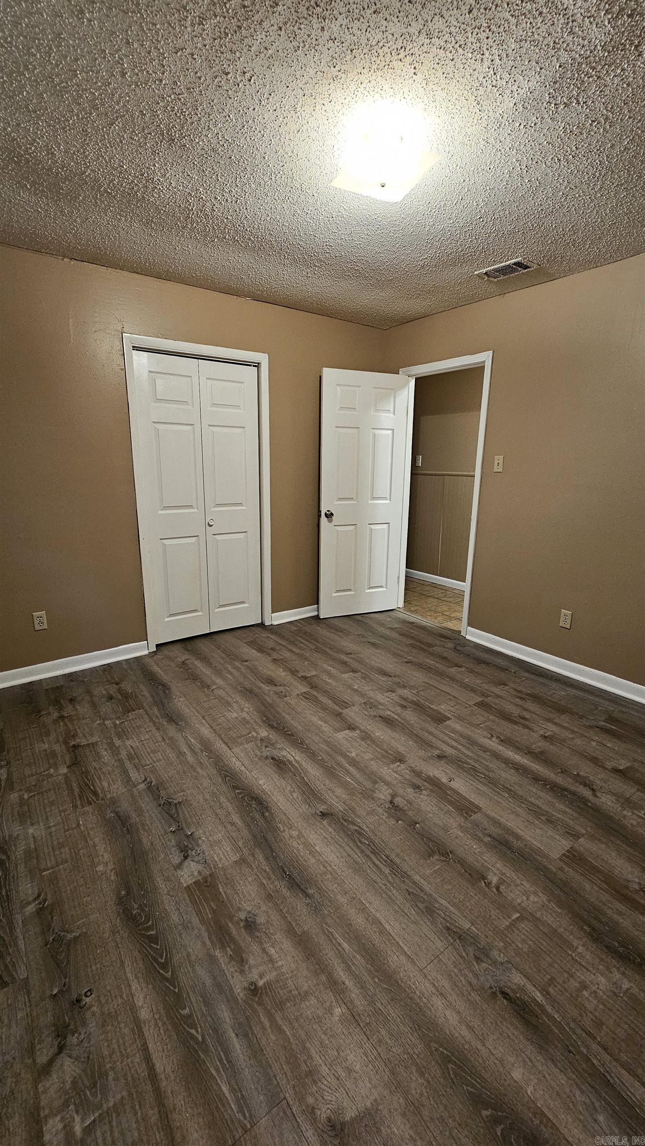 SHANNON HILLS s - Residential