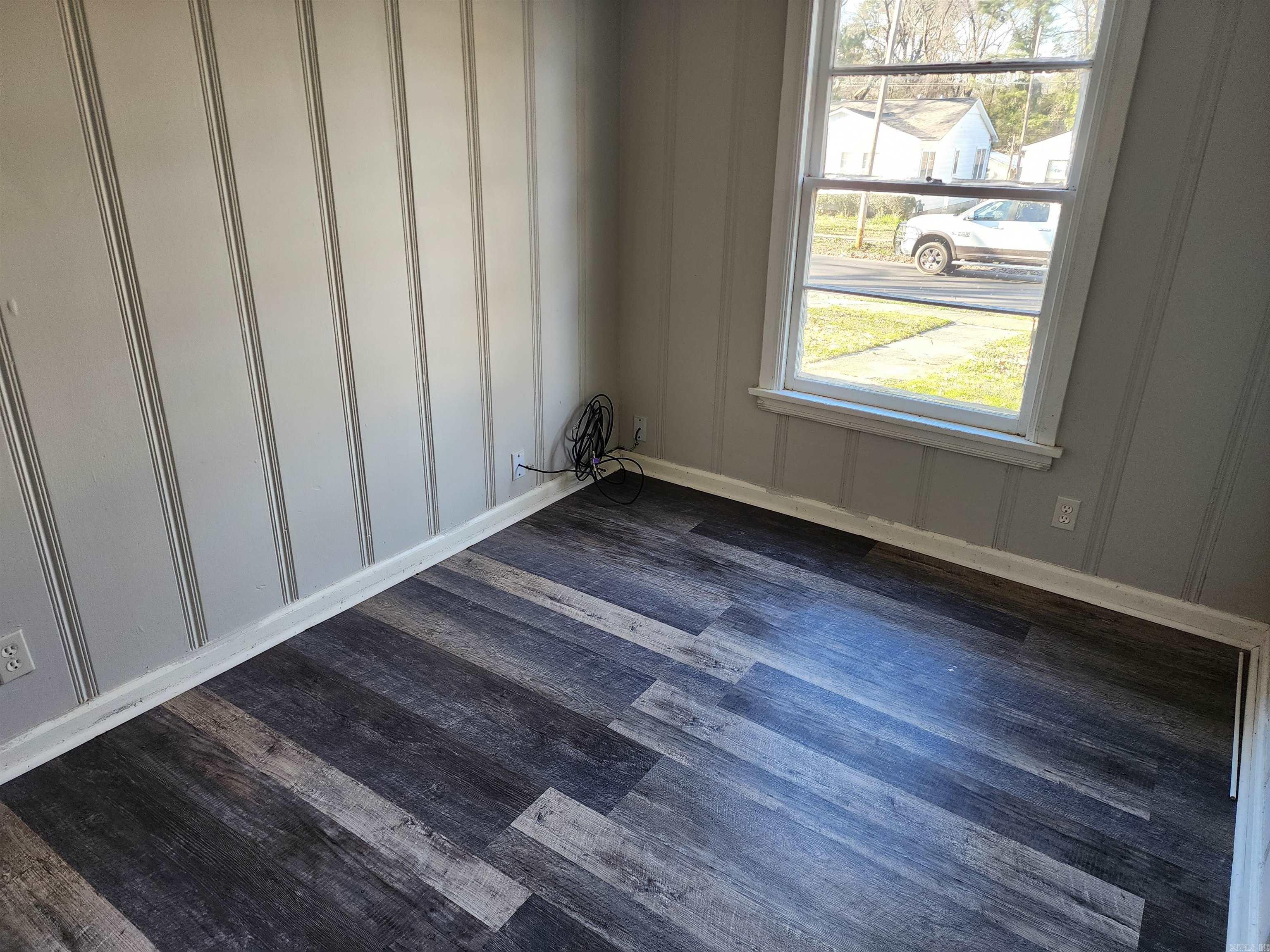 WEST WOODS - Residential