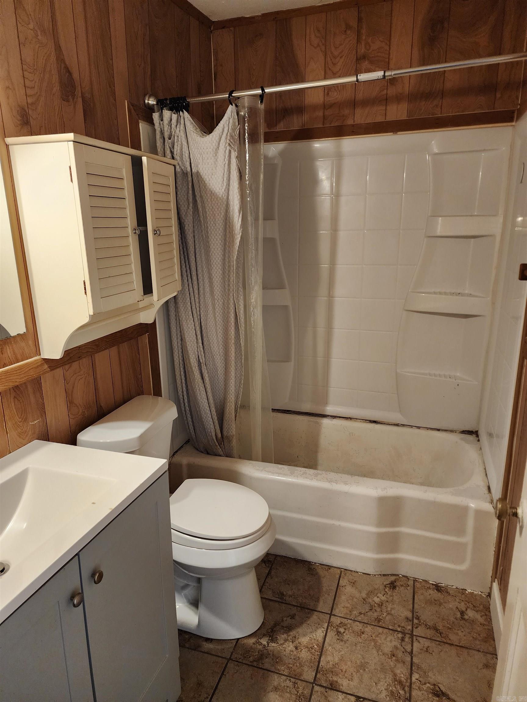 WEST WOODS - Residential