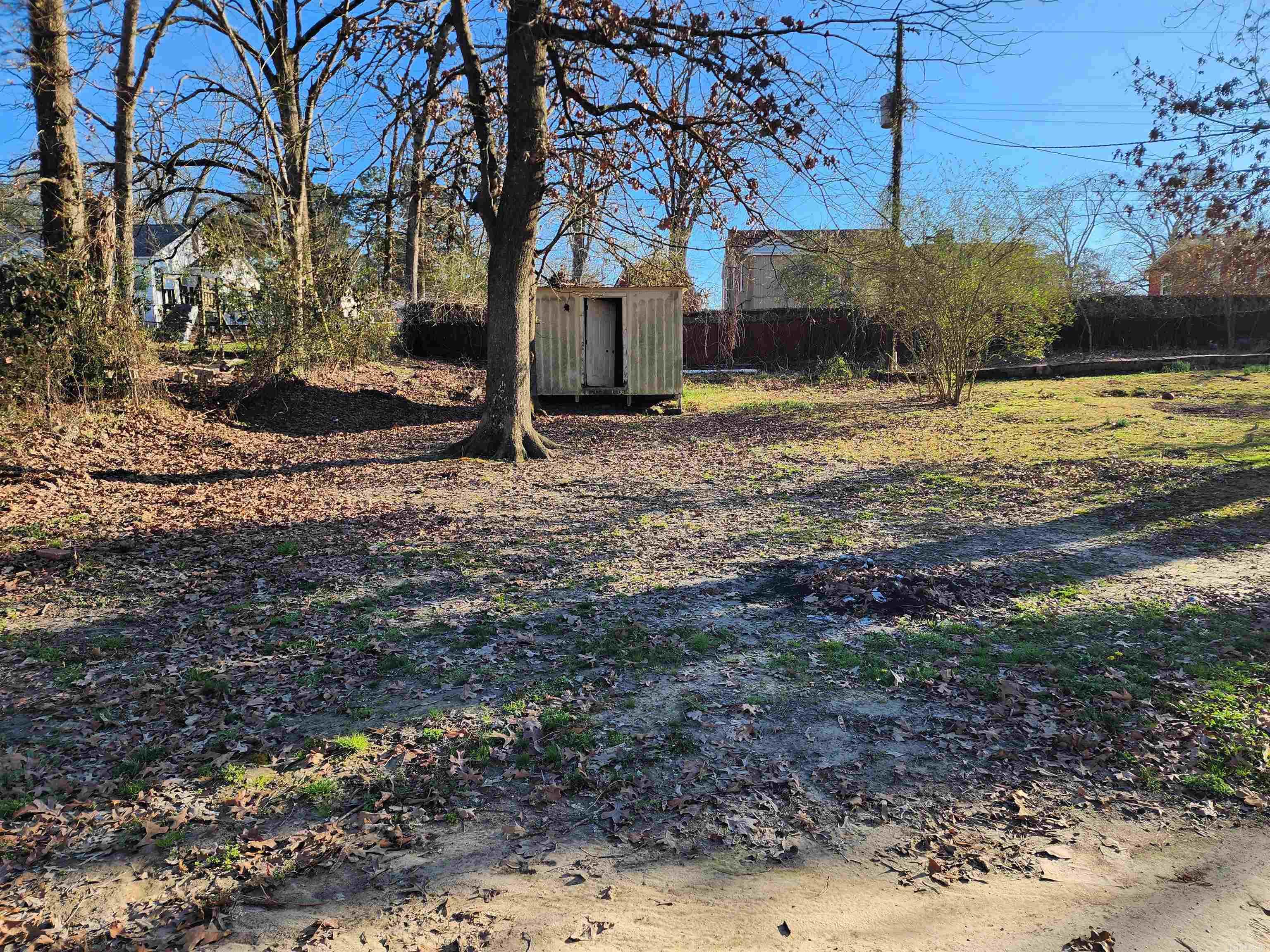 WEST WOODS - Residential