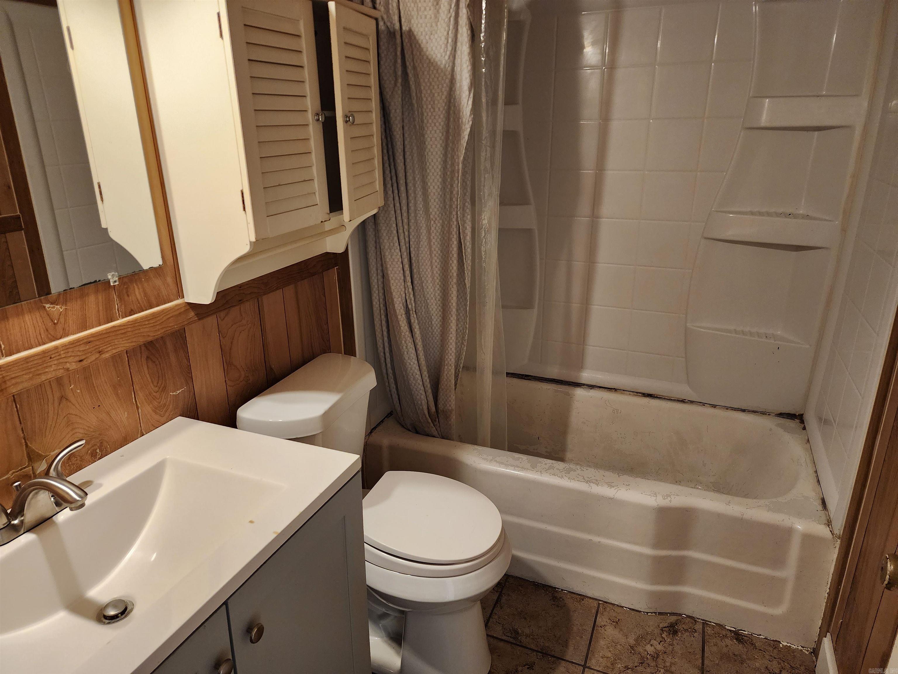 WEST WOODS - Residential