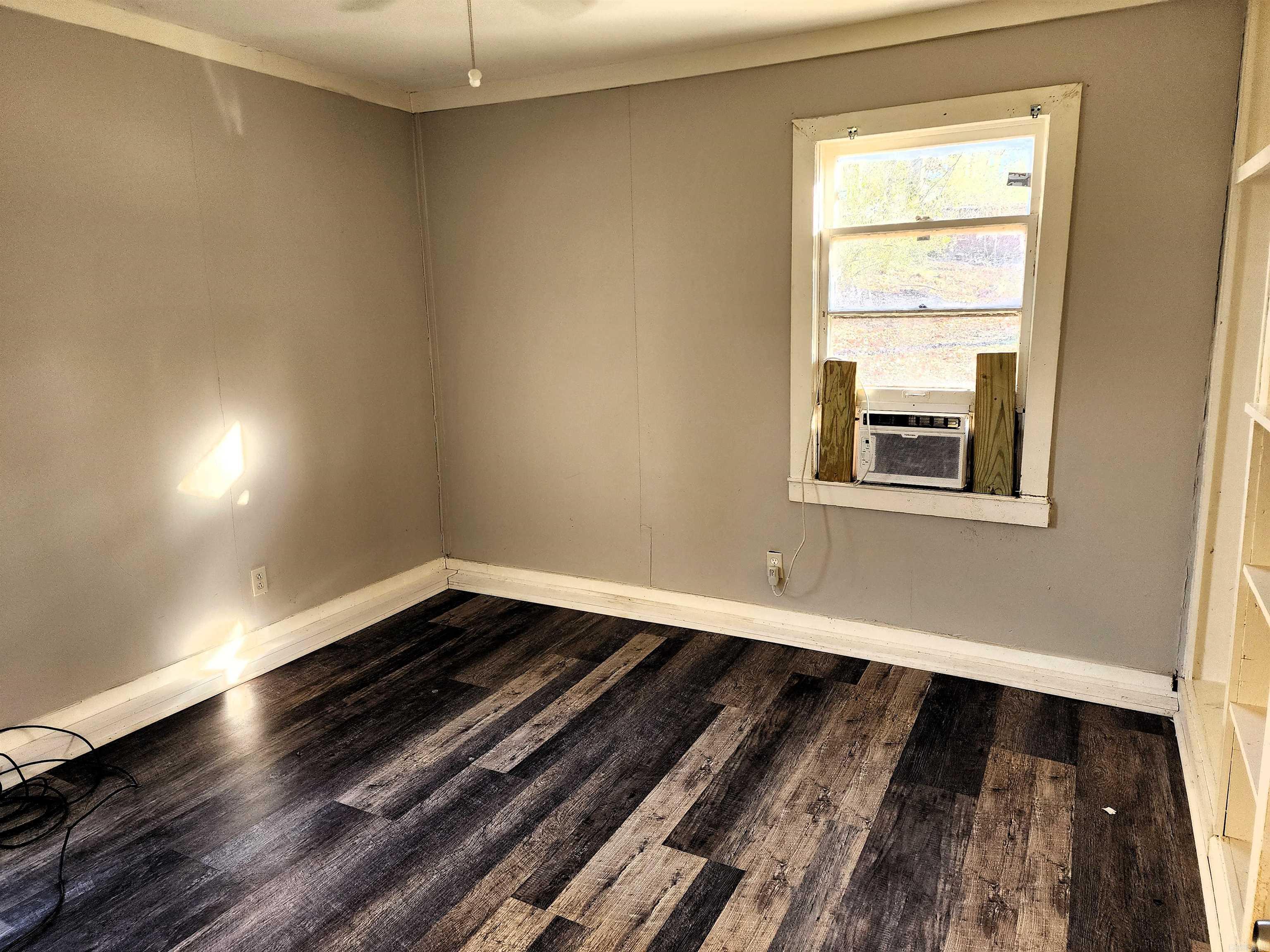 WEST WOODS - Residential