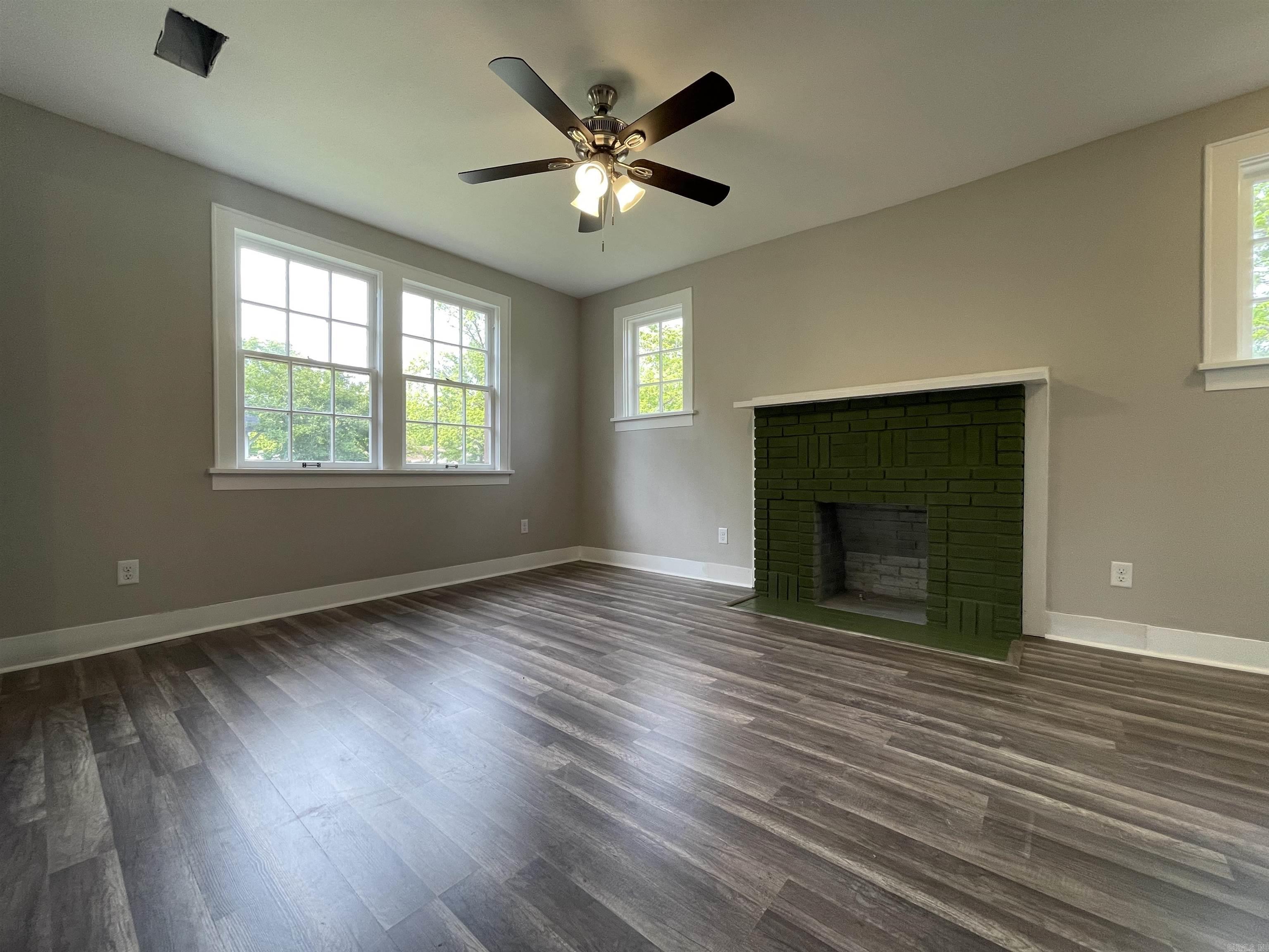 MISSOURI PACIFIC - Residential