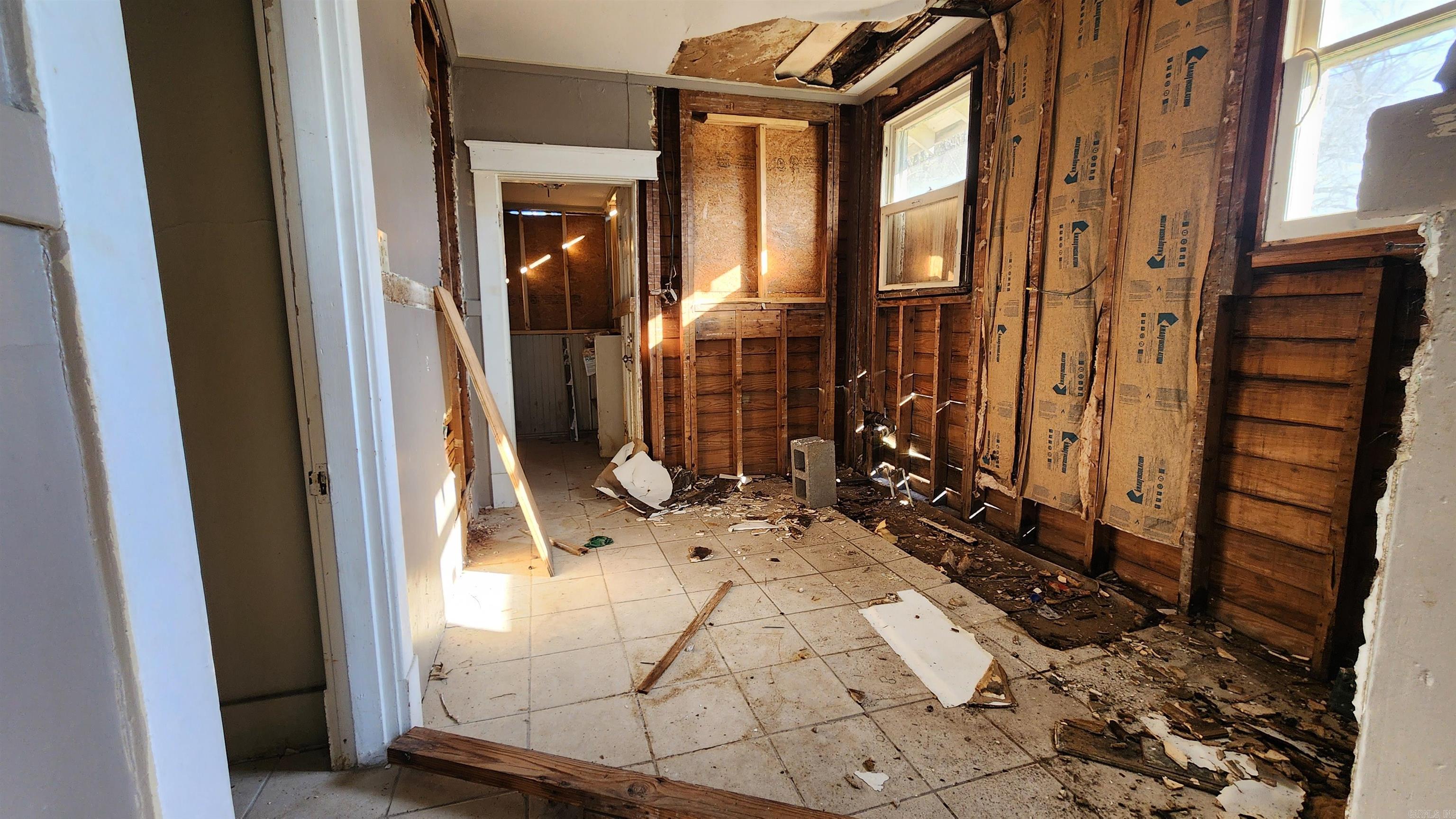 CHESTERFIELD SQUARE - Residential