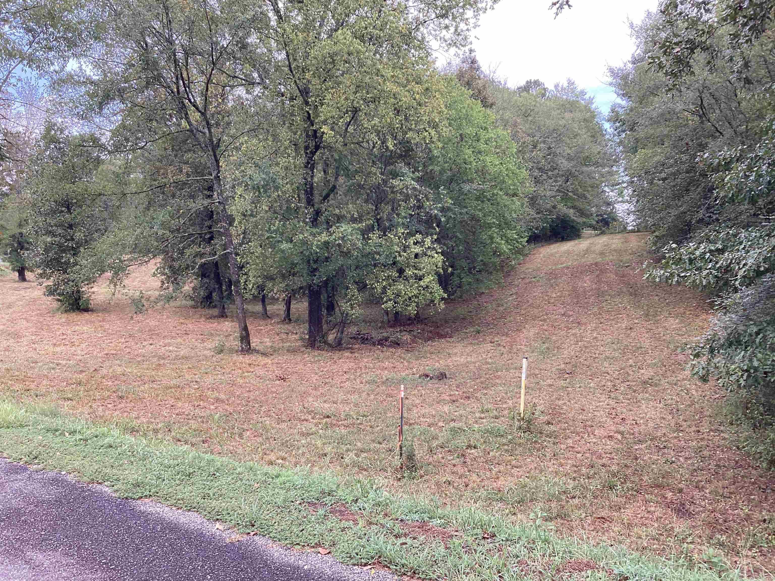 METES & BOUNDS - Land