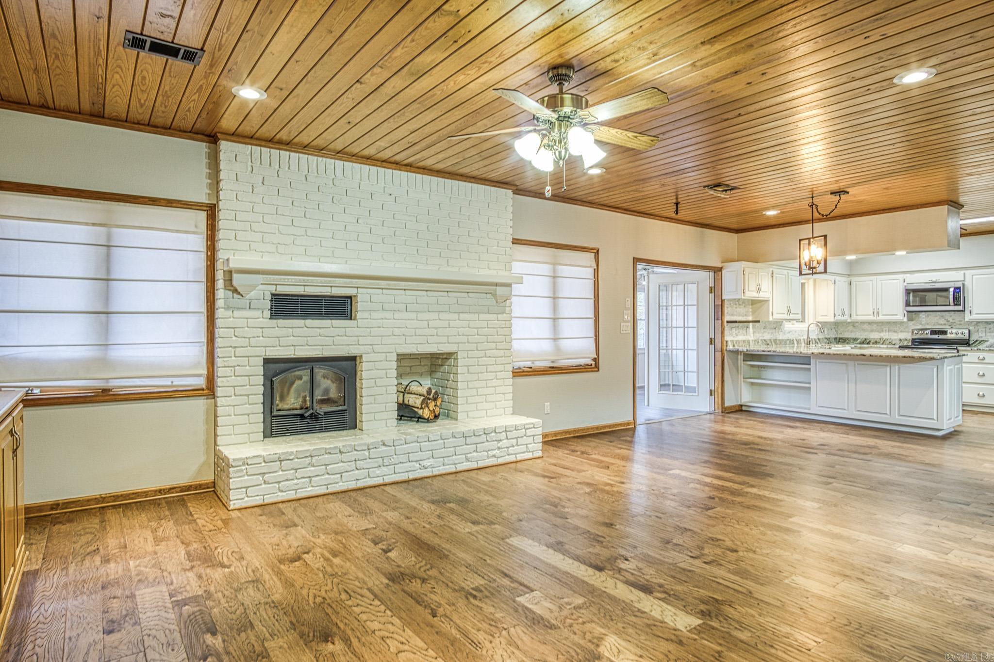 Sorpresa - Residential