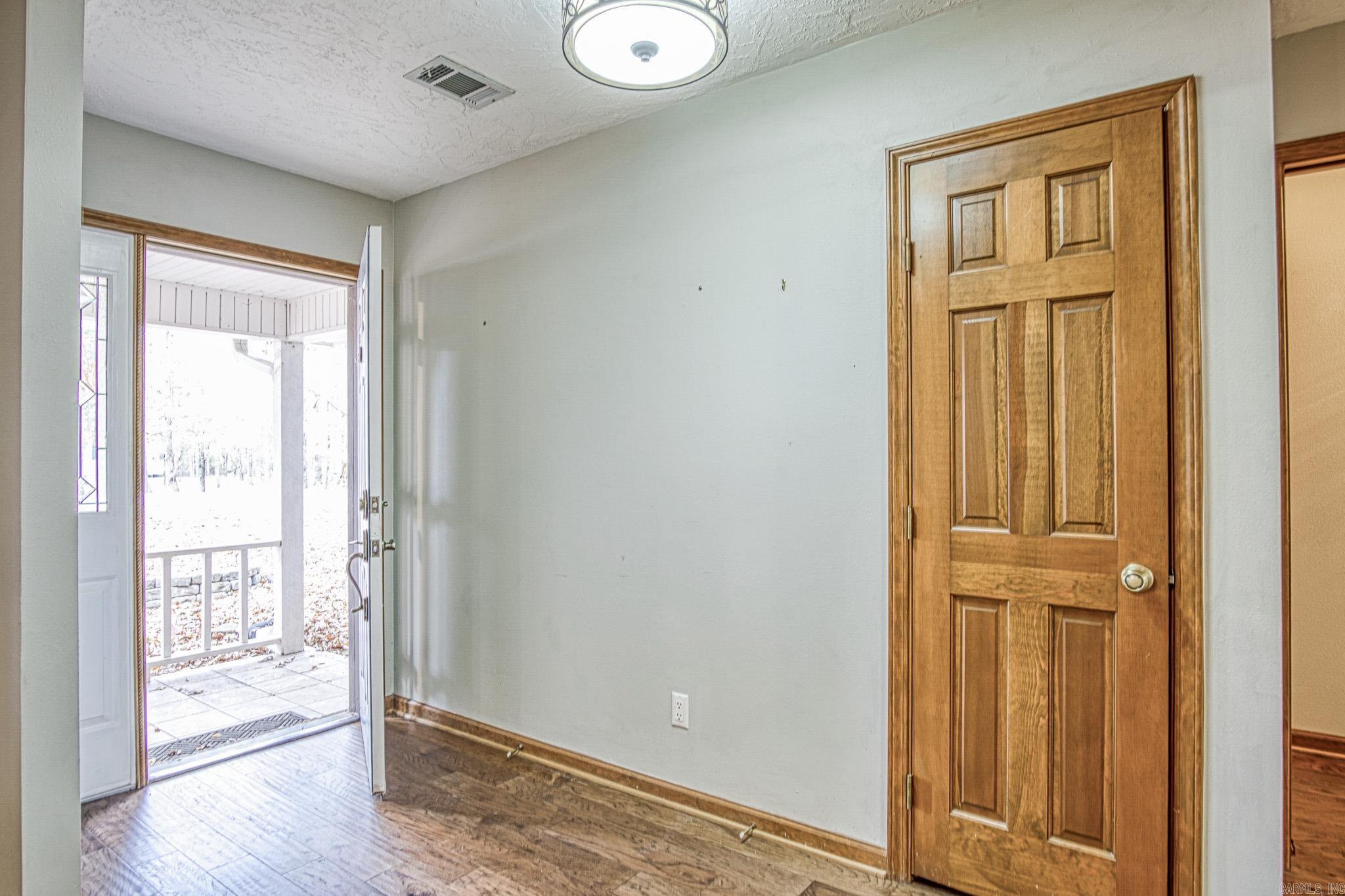 Sorpresa - Residential