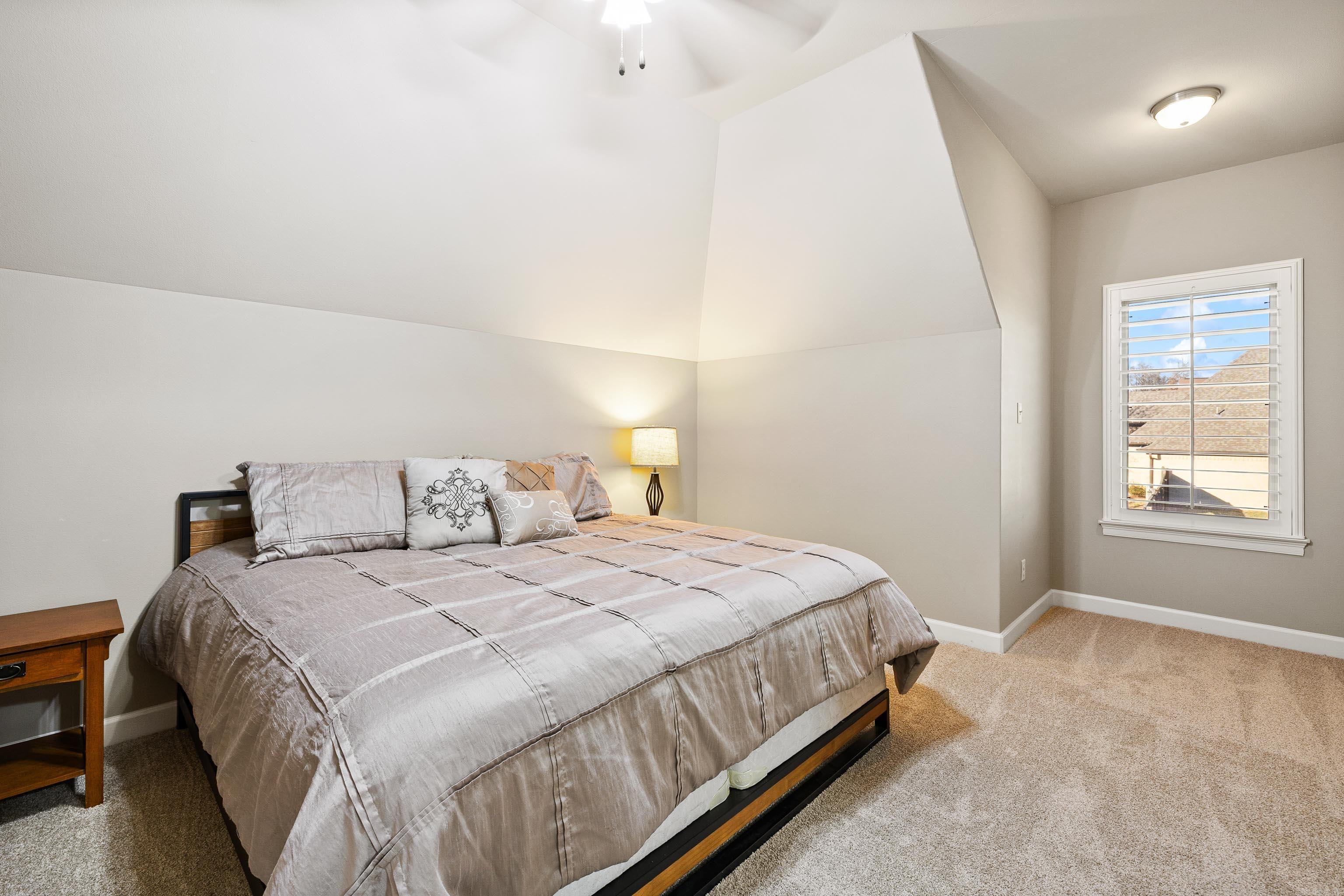 HURRICANE LAKE EST - Residential