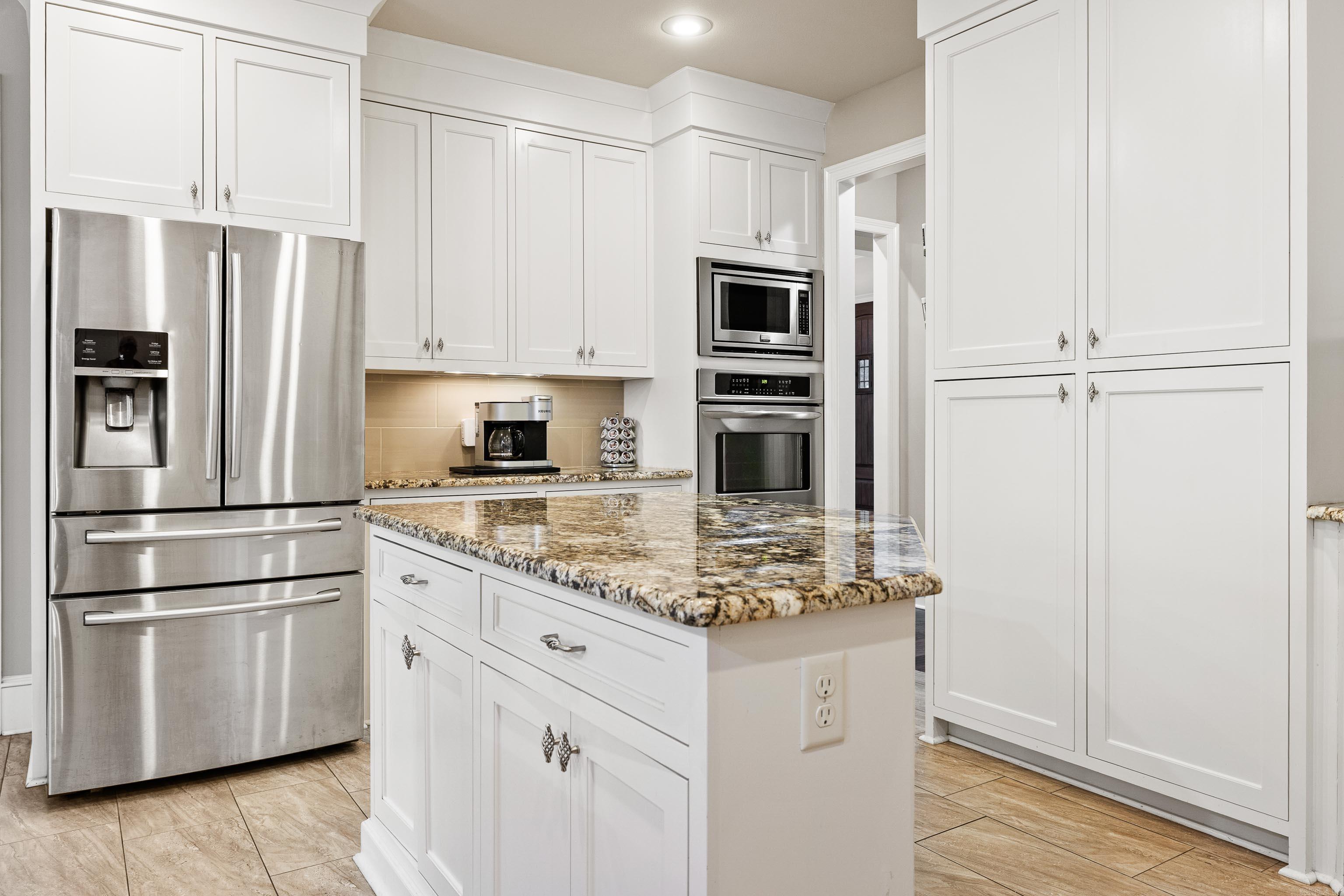 HURRICANE LAKE EST - Residential