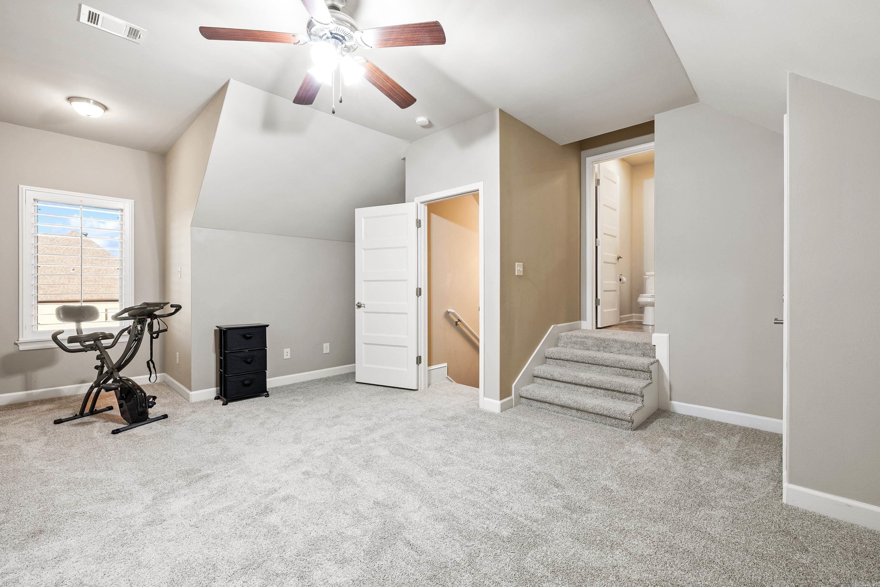 HURRICANE LAKE EST - Residential