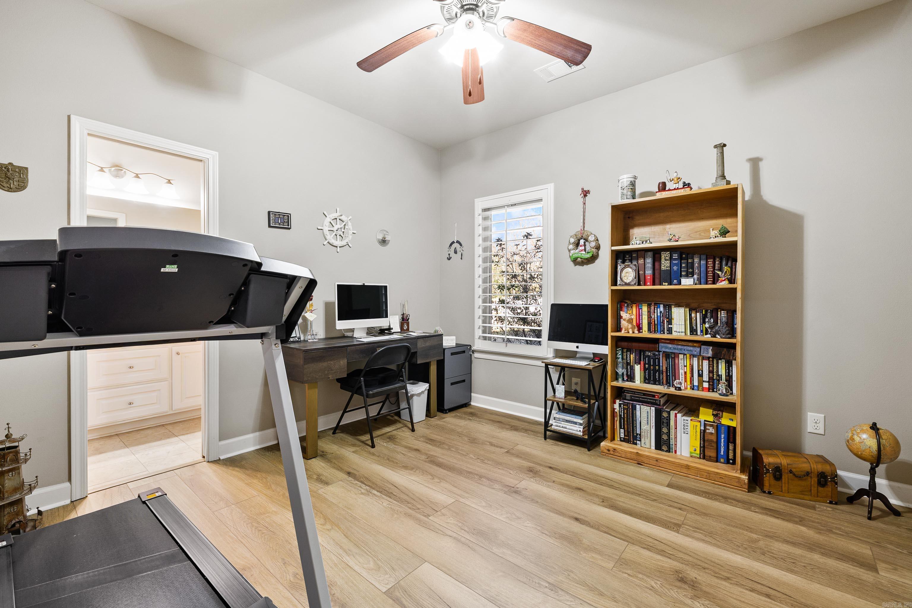 HURRICANE LAKE EST - Residential