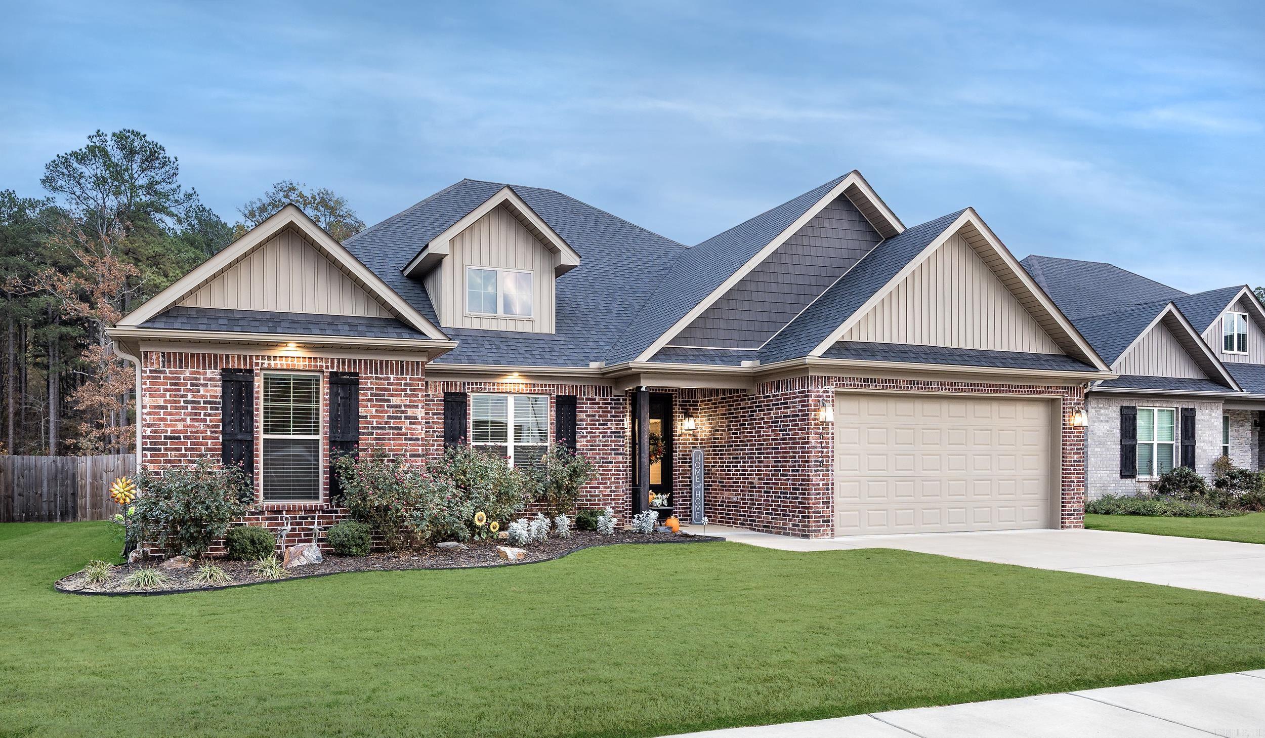 CREEKSIDE - Residential