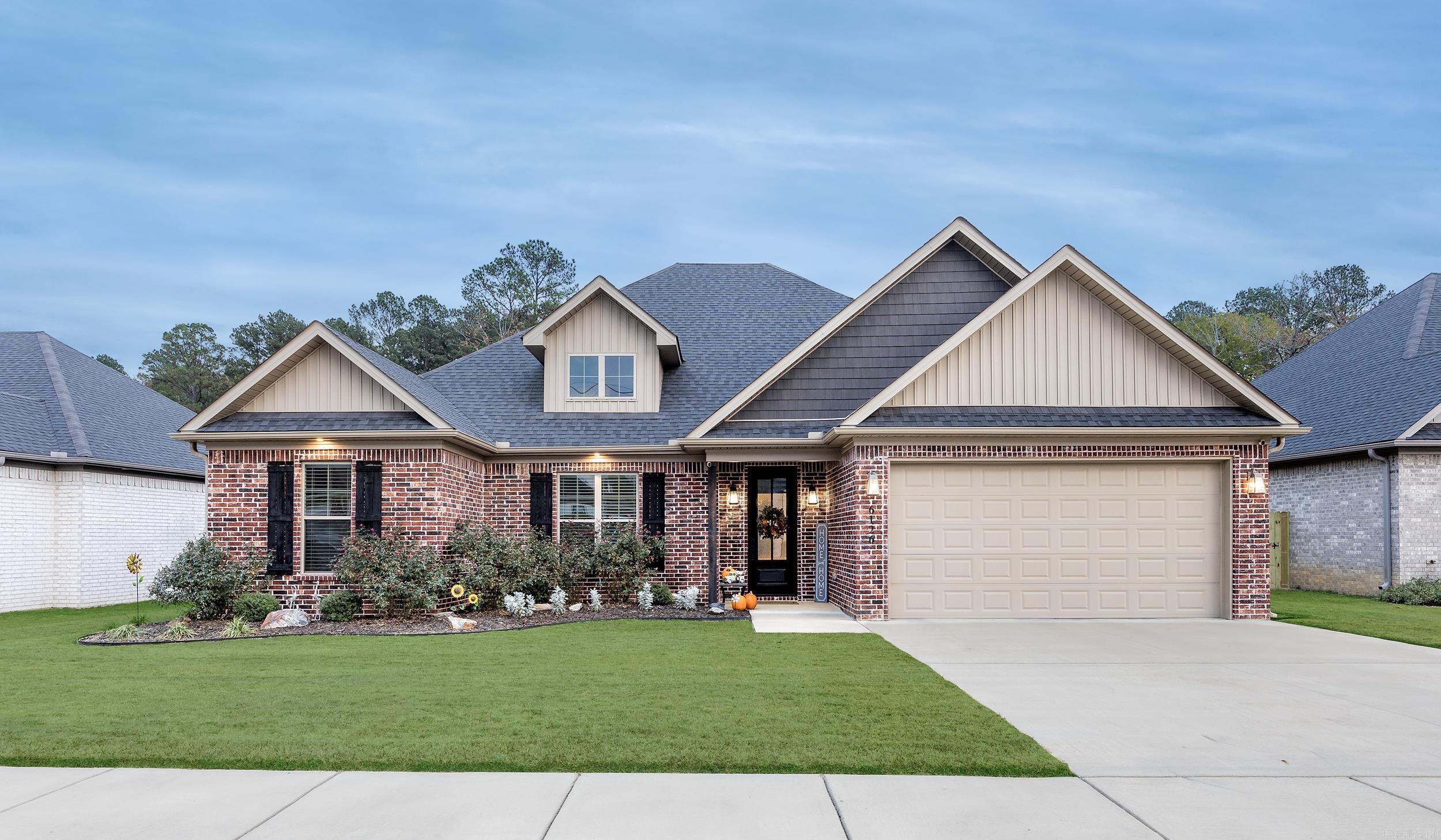 CREEKSIDE - Residential