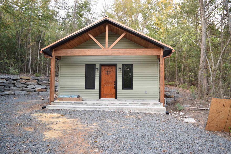 Beautiful Cabin!  New BUILD will be ready in December Great location for a quiet life!