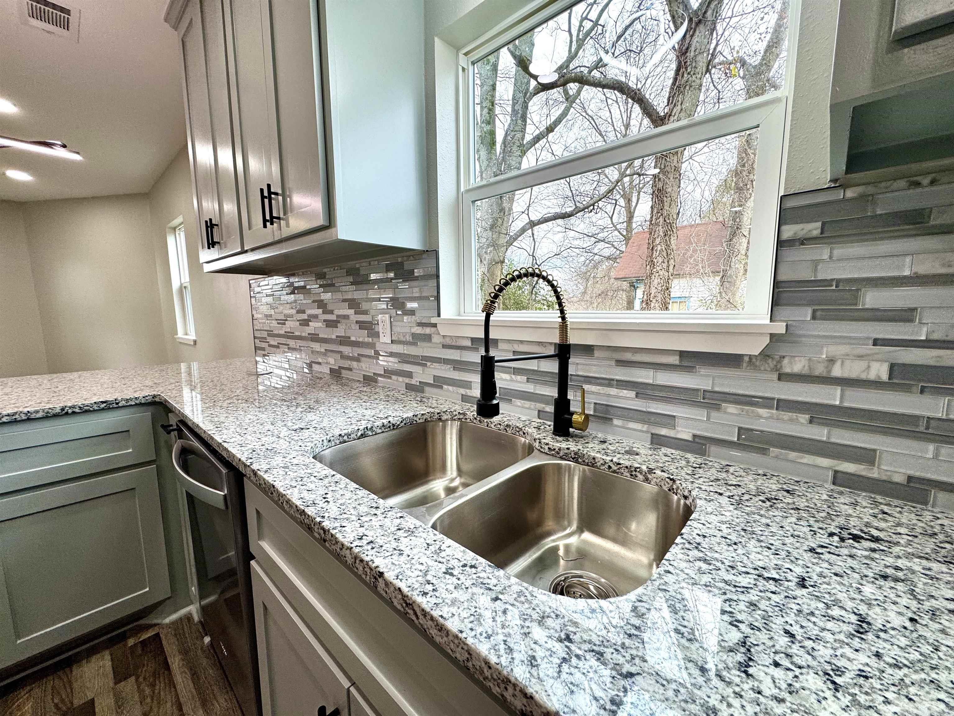 IRVING ADDN - Residential