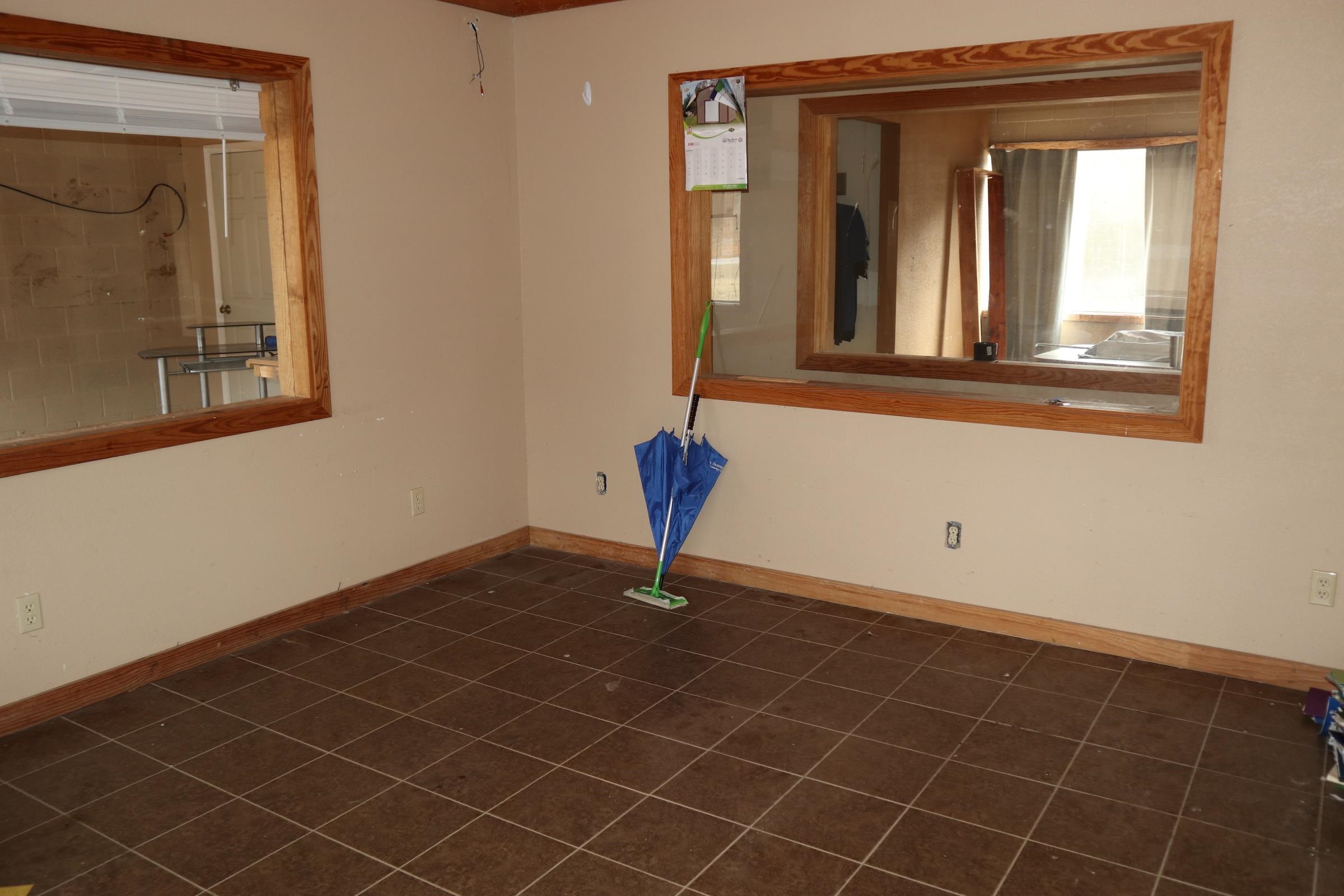 Metes & Bounds - Commercial Sale