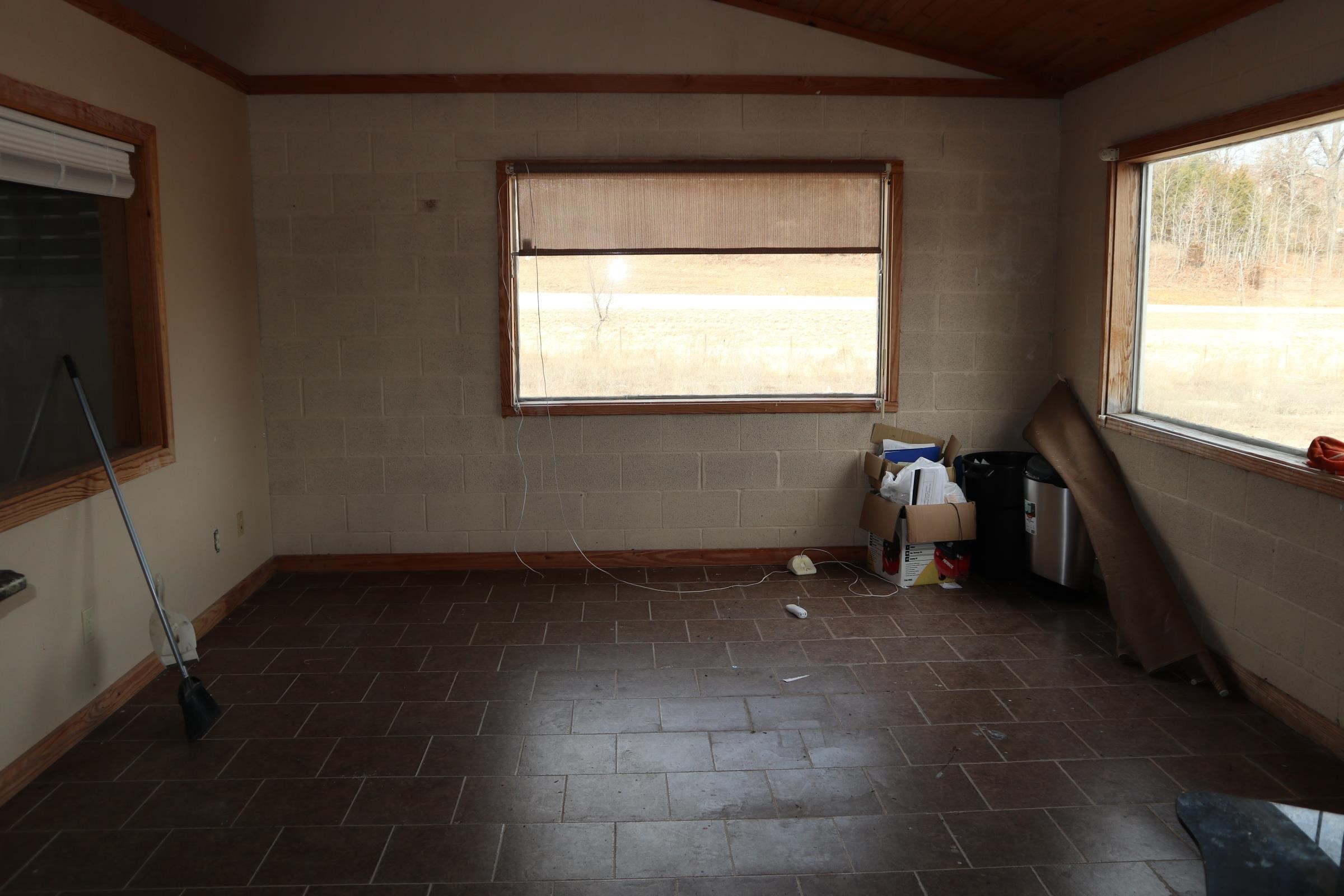 Metes & Bounds - Commercial Sale