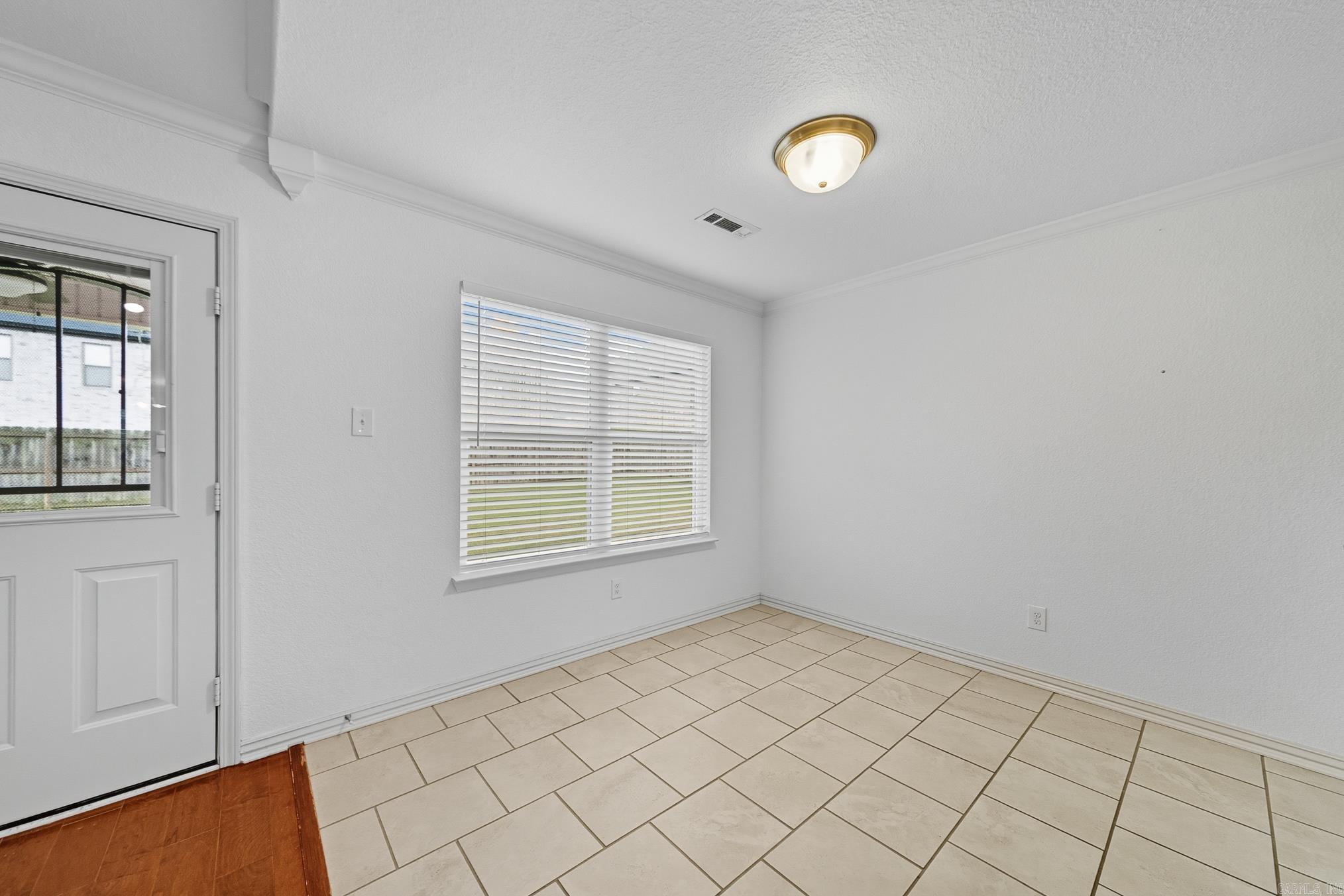 BENT TREE ESTATES - Residential Lease