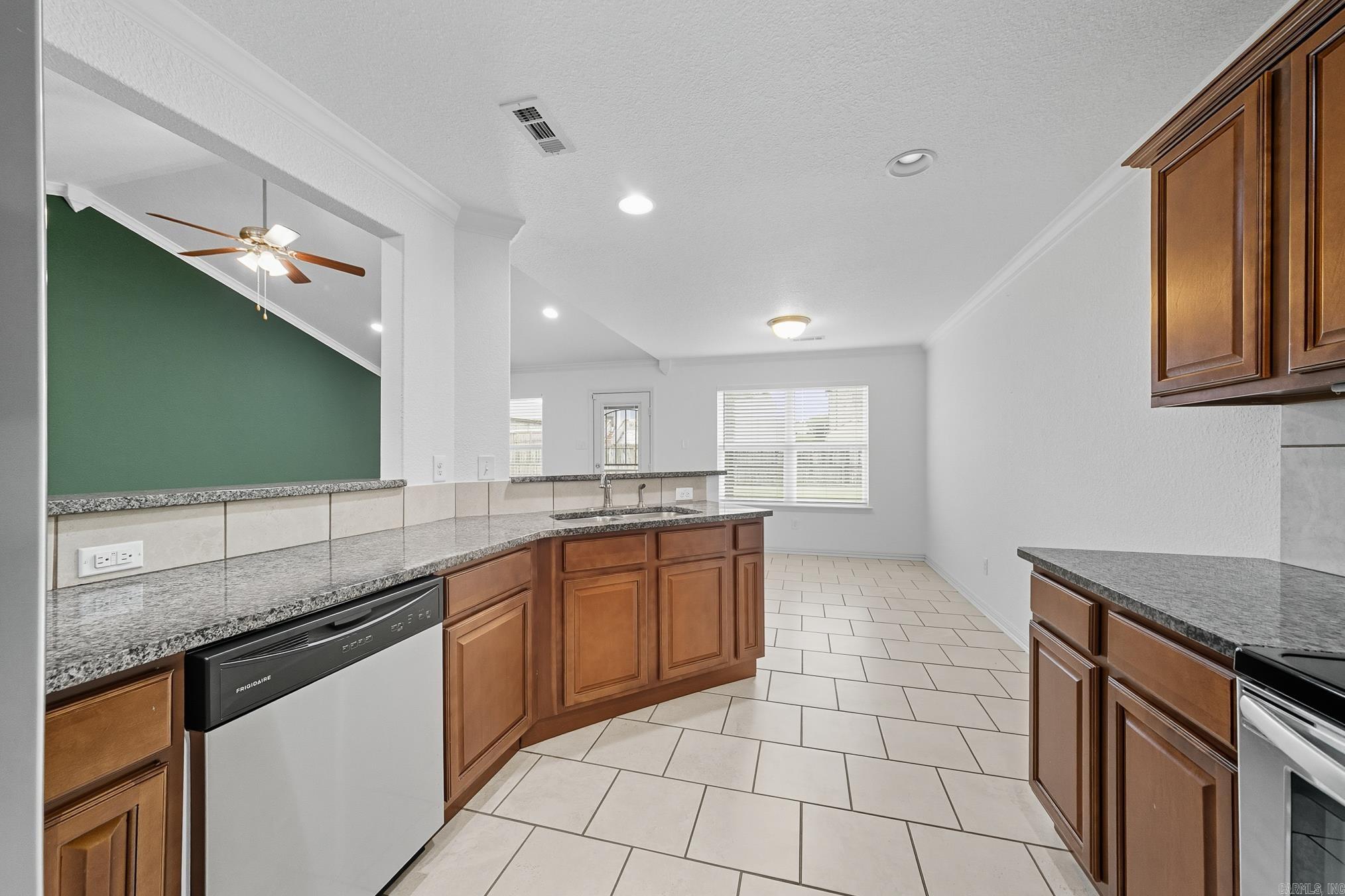 BENT TREE ESTATES - Residential Lease