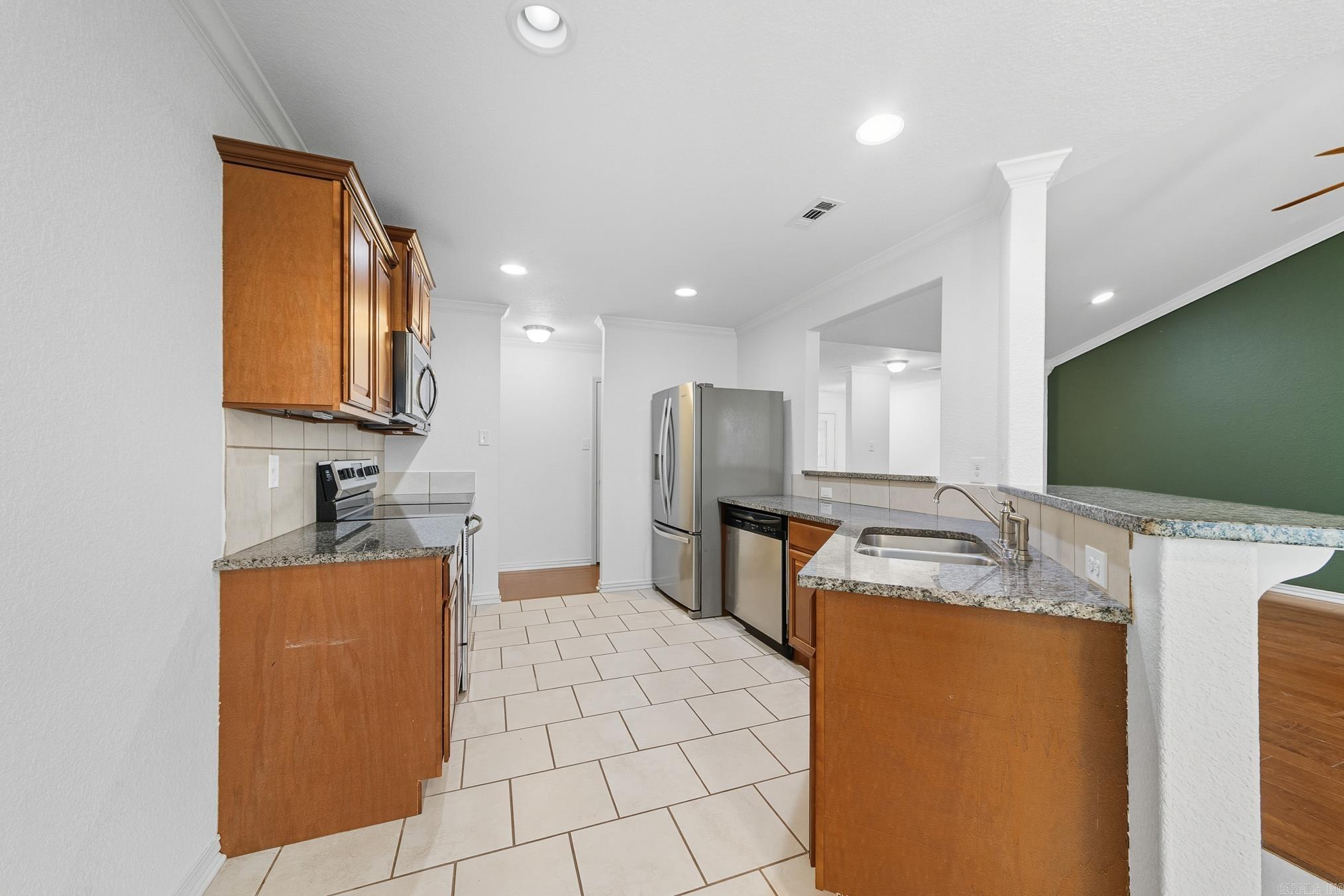 BENT TREE ESTATES - Residential Lease