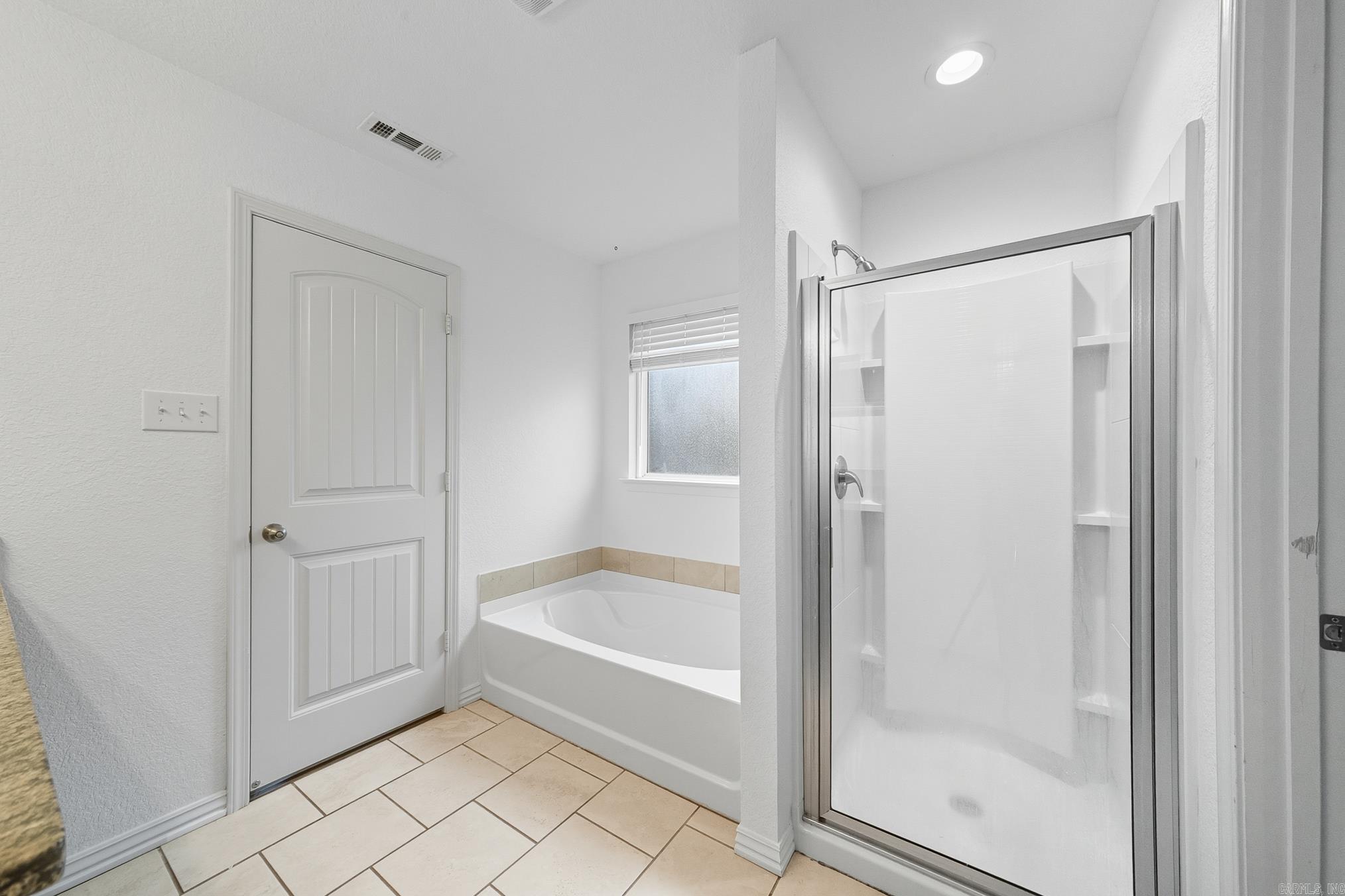 BENT TREE ESTATES - Residential Lease