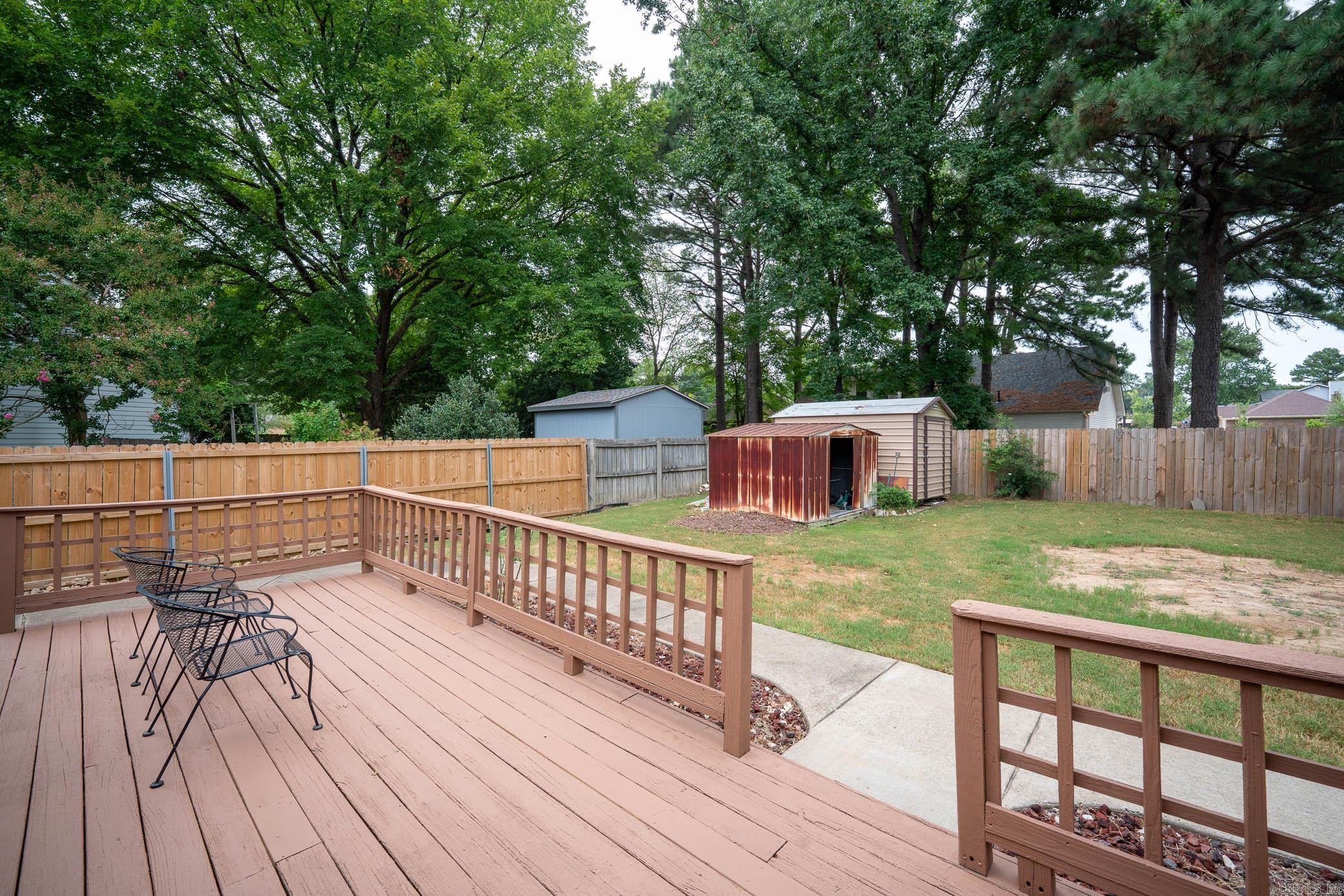 FOXWOOD J - Residential