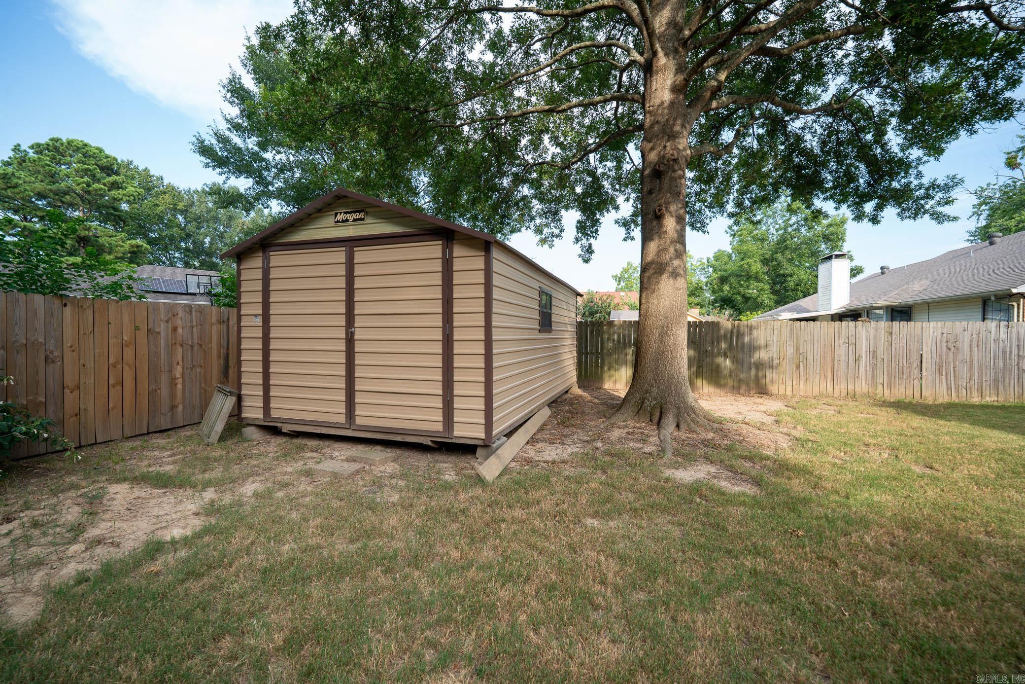 FOXWOOD J - Residential