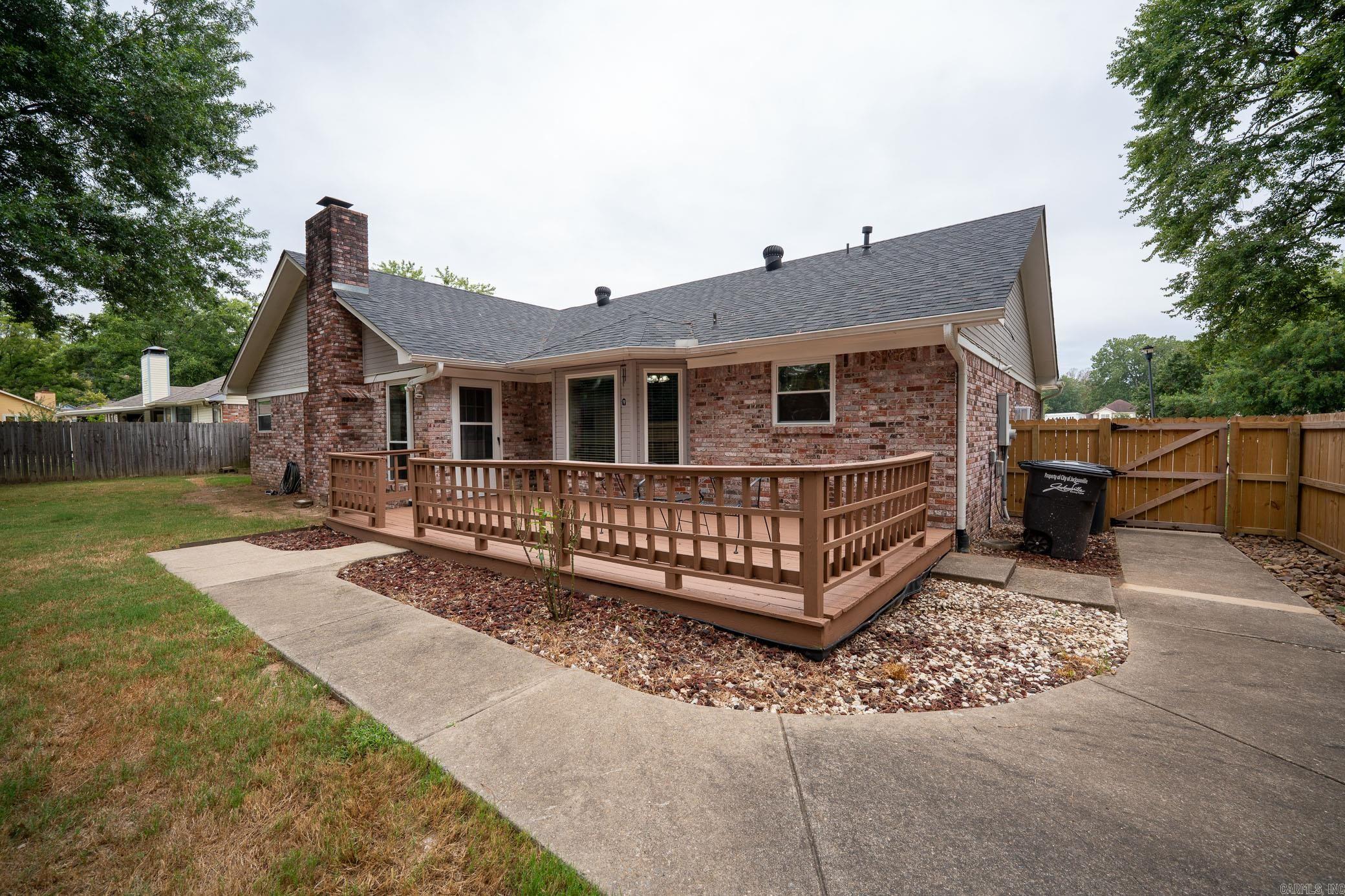 FOXWOOD J - Residential