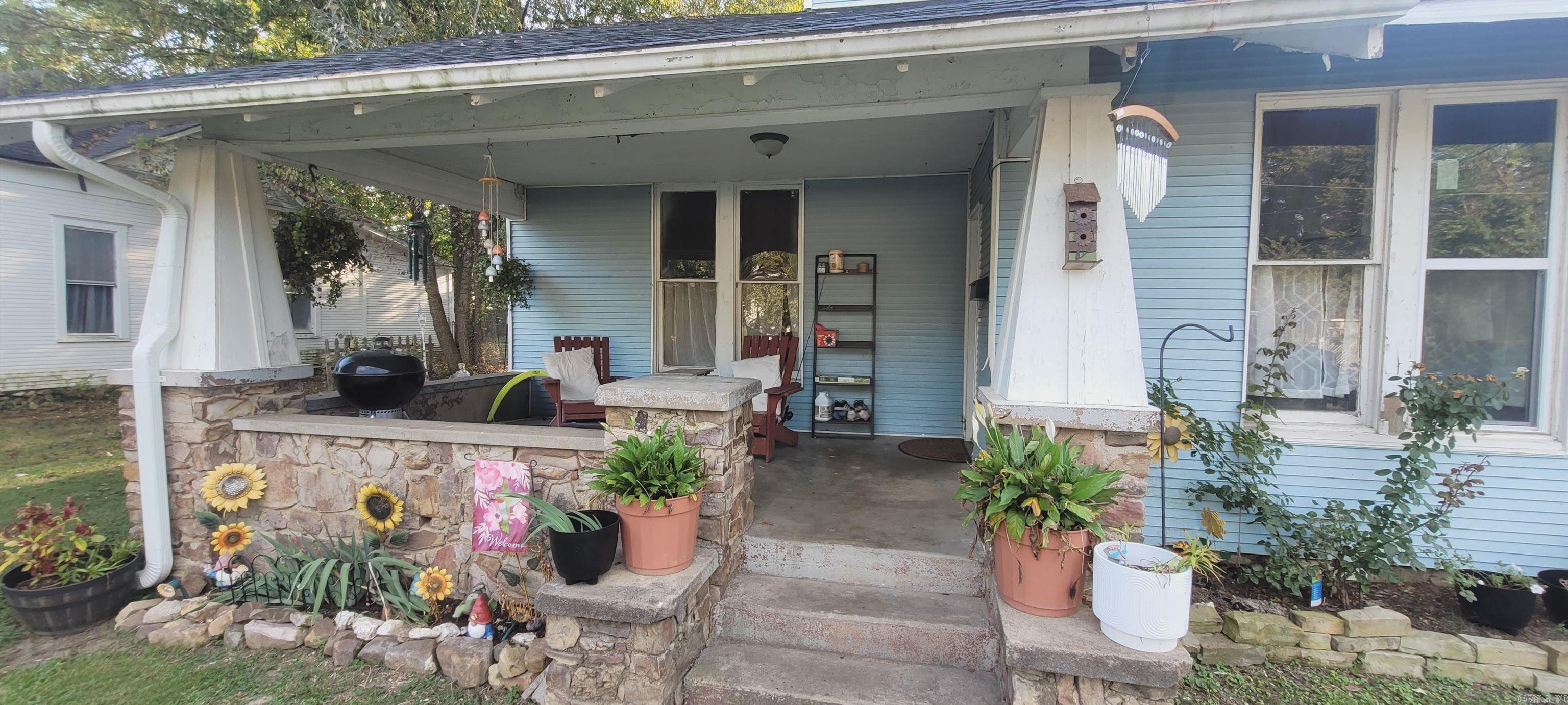 Mena Original - Residential