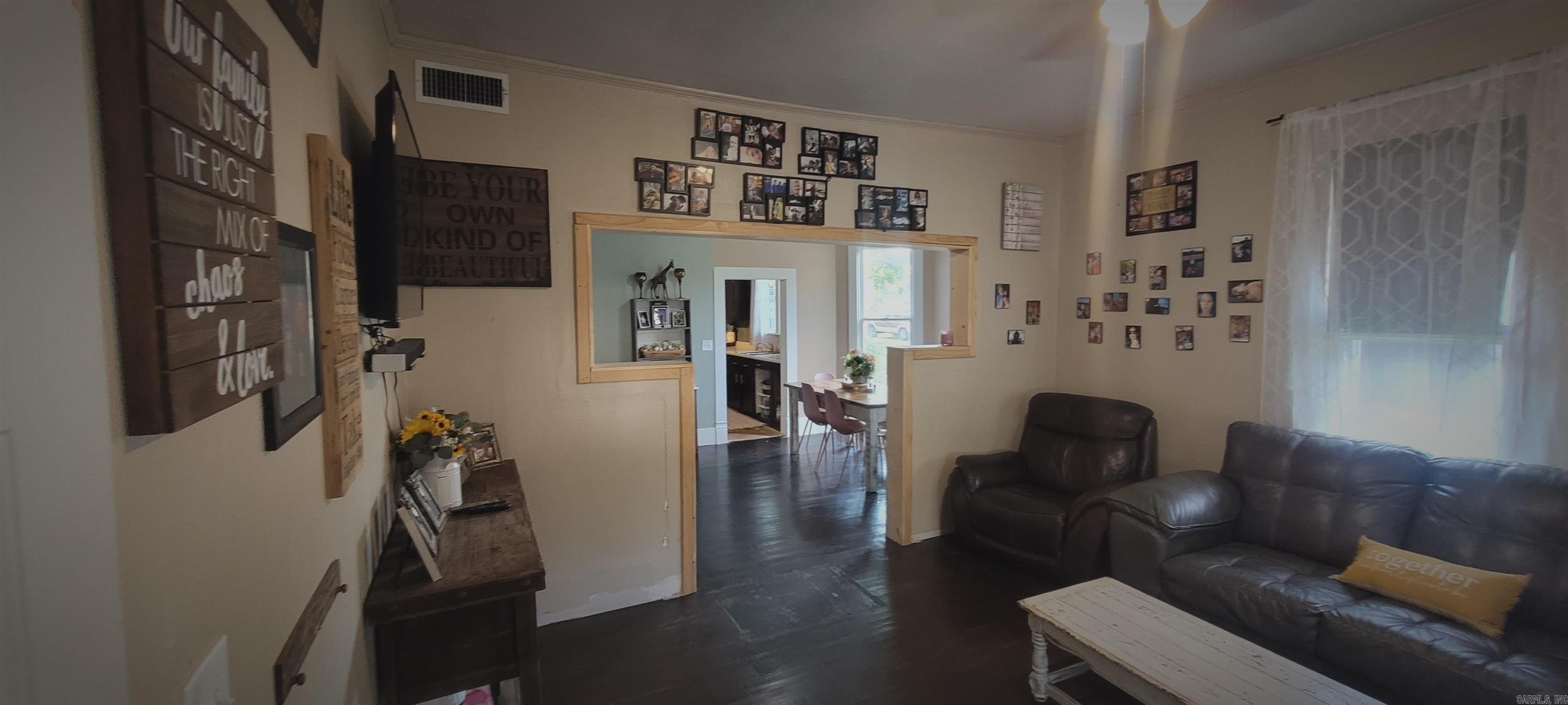 Mena Original - Residential