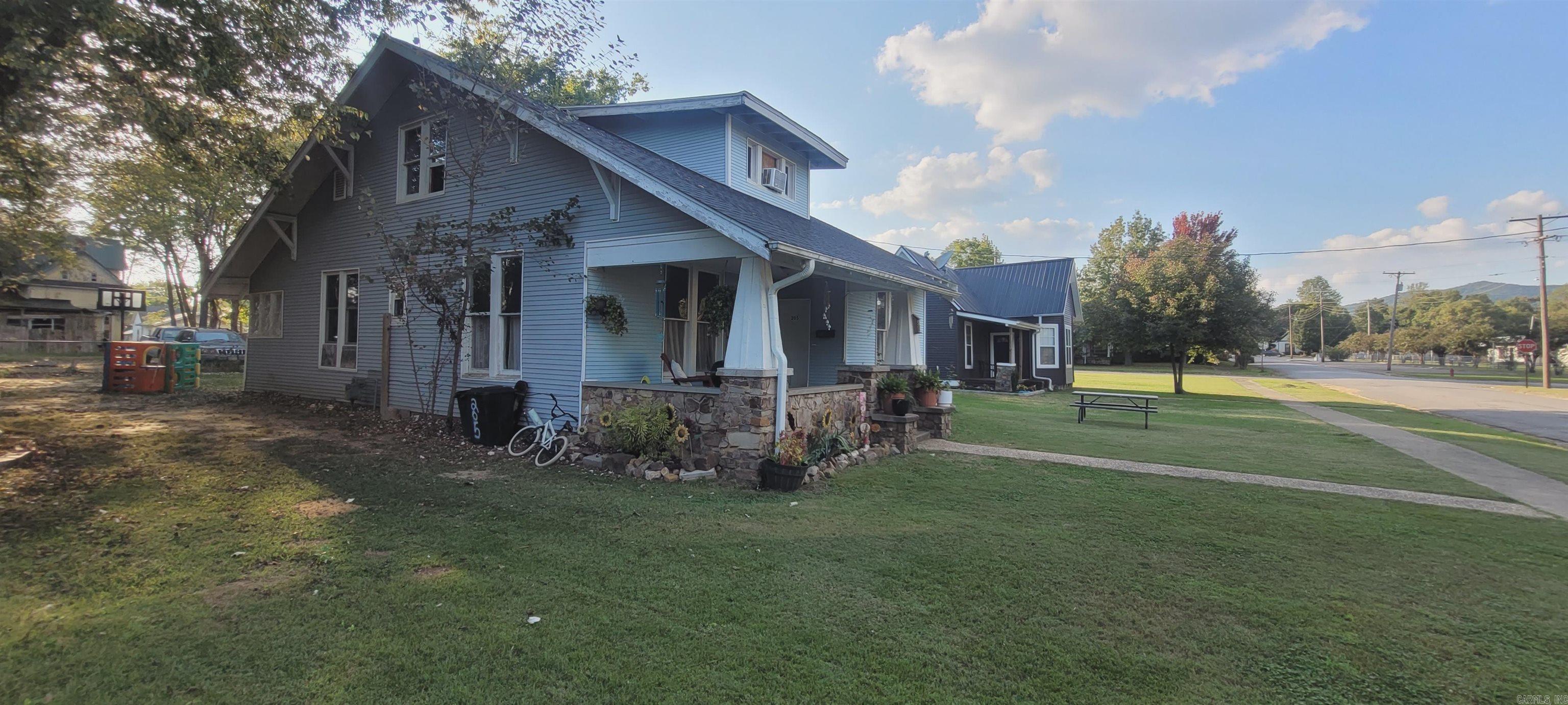 Mena Original - Residential