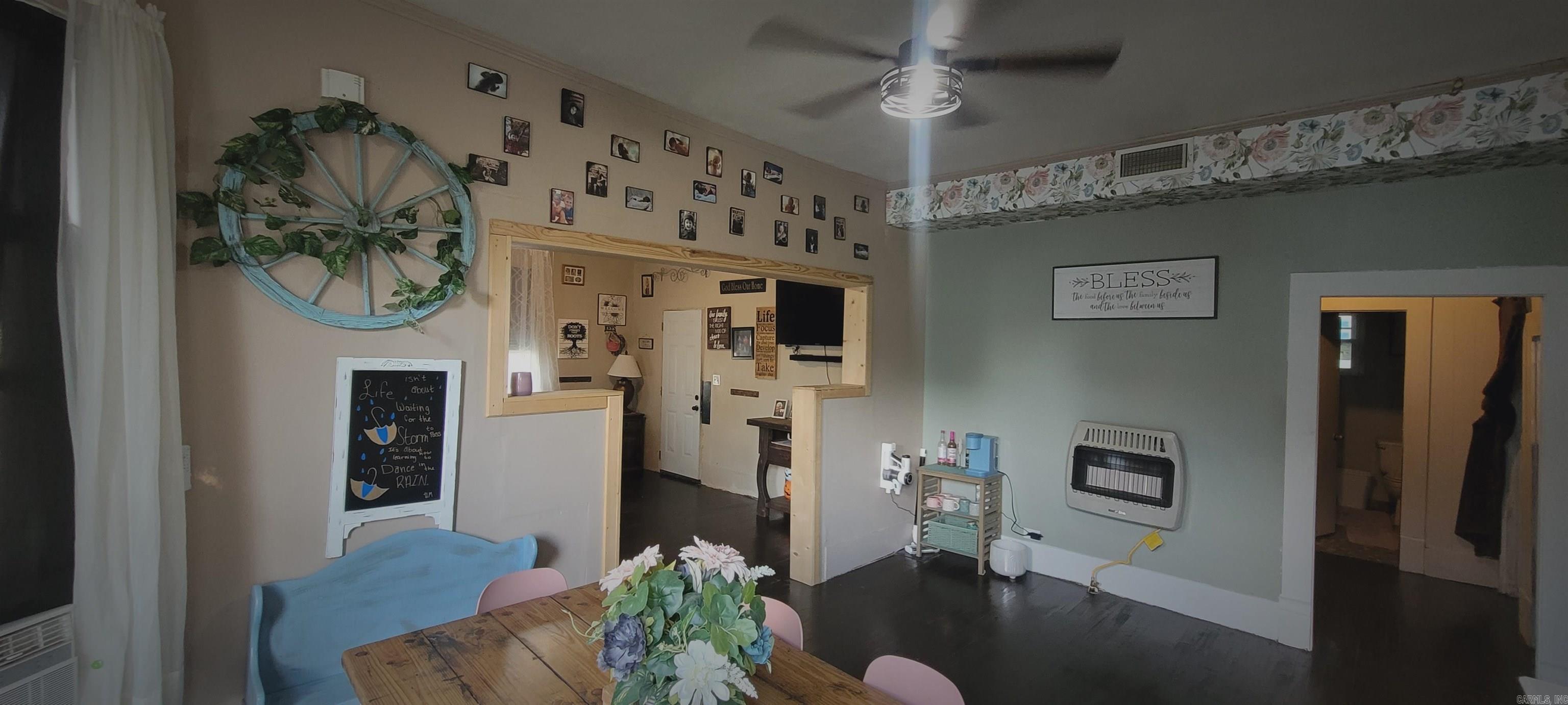 Mena Original - Residential