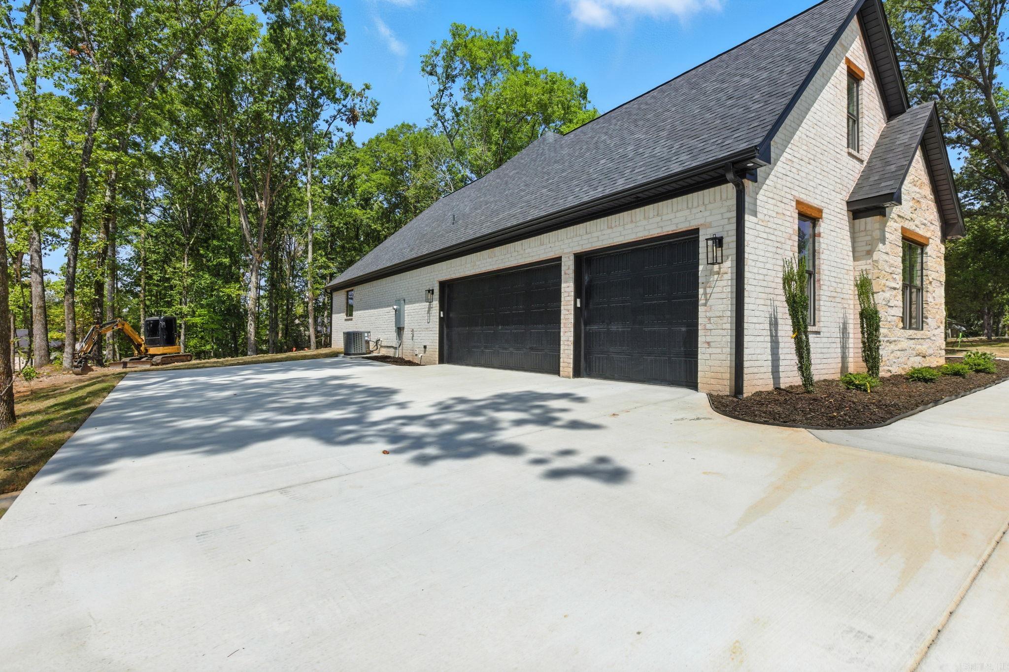 BIG ROCK ESTATES - Residential