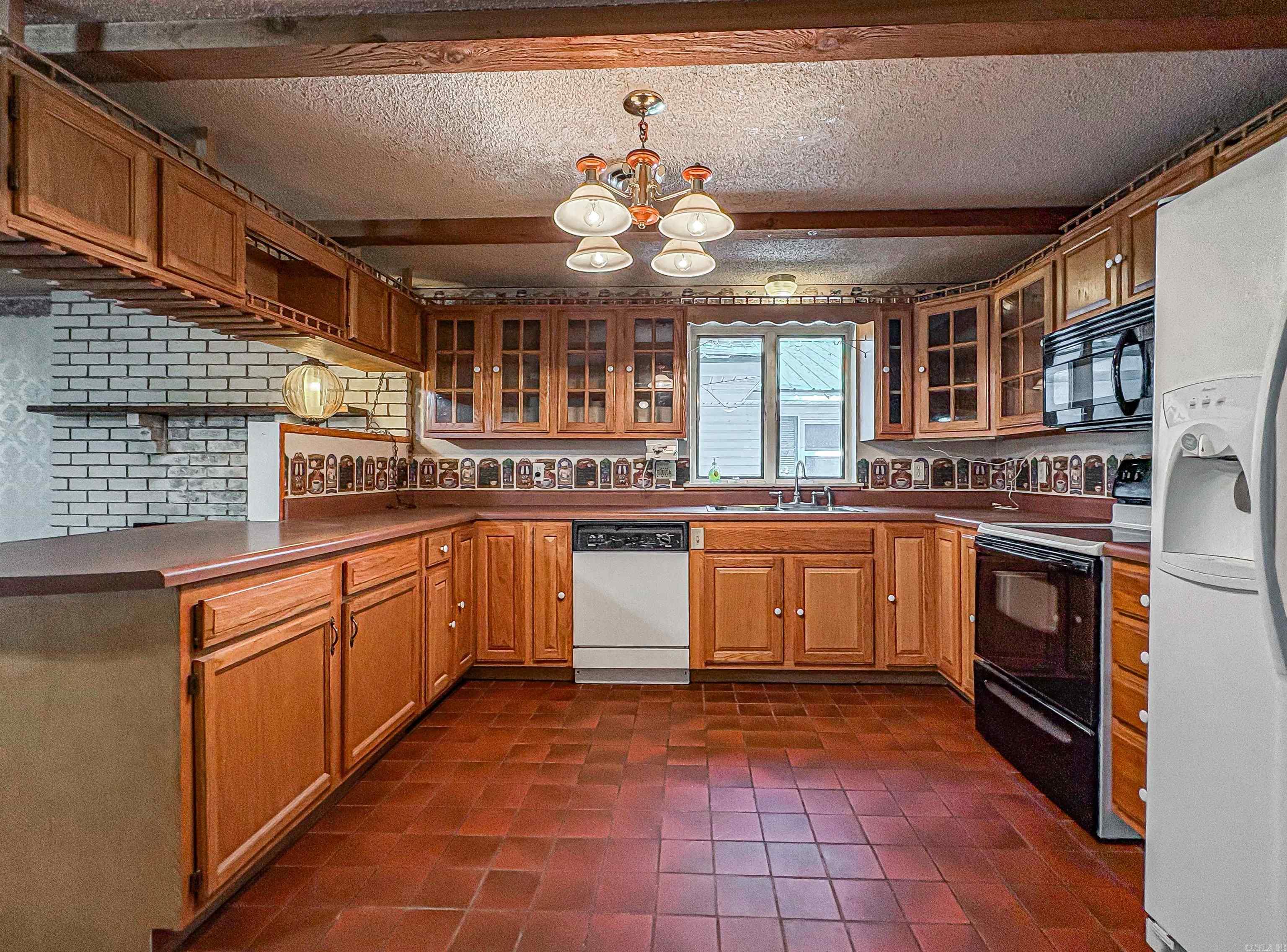 RAVENSWOOD PARK - Residential