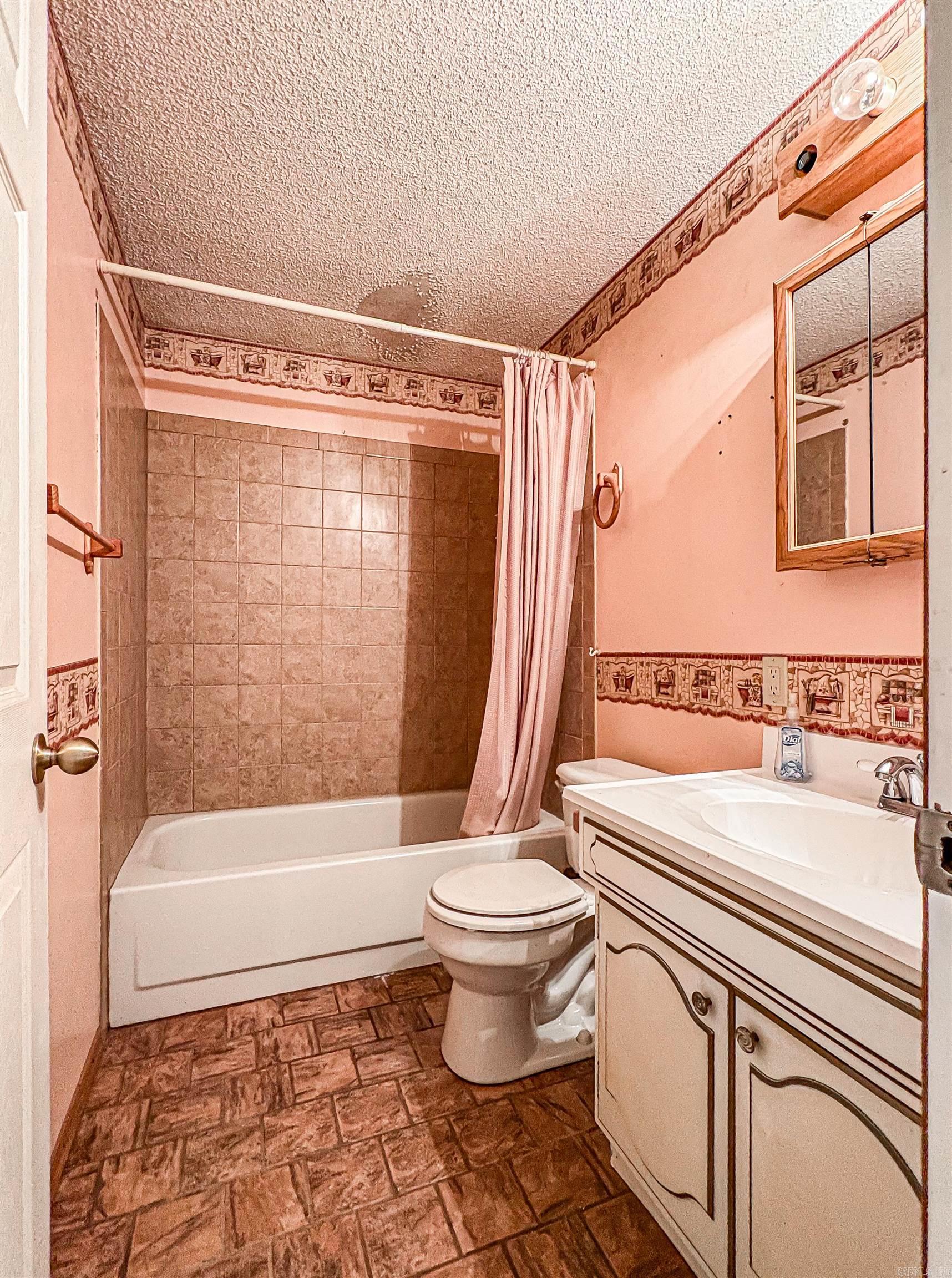 RAVENSWOOD PARK - Residential