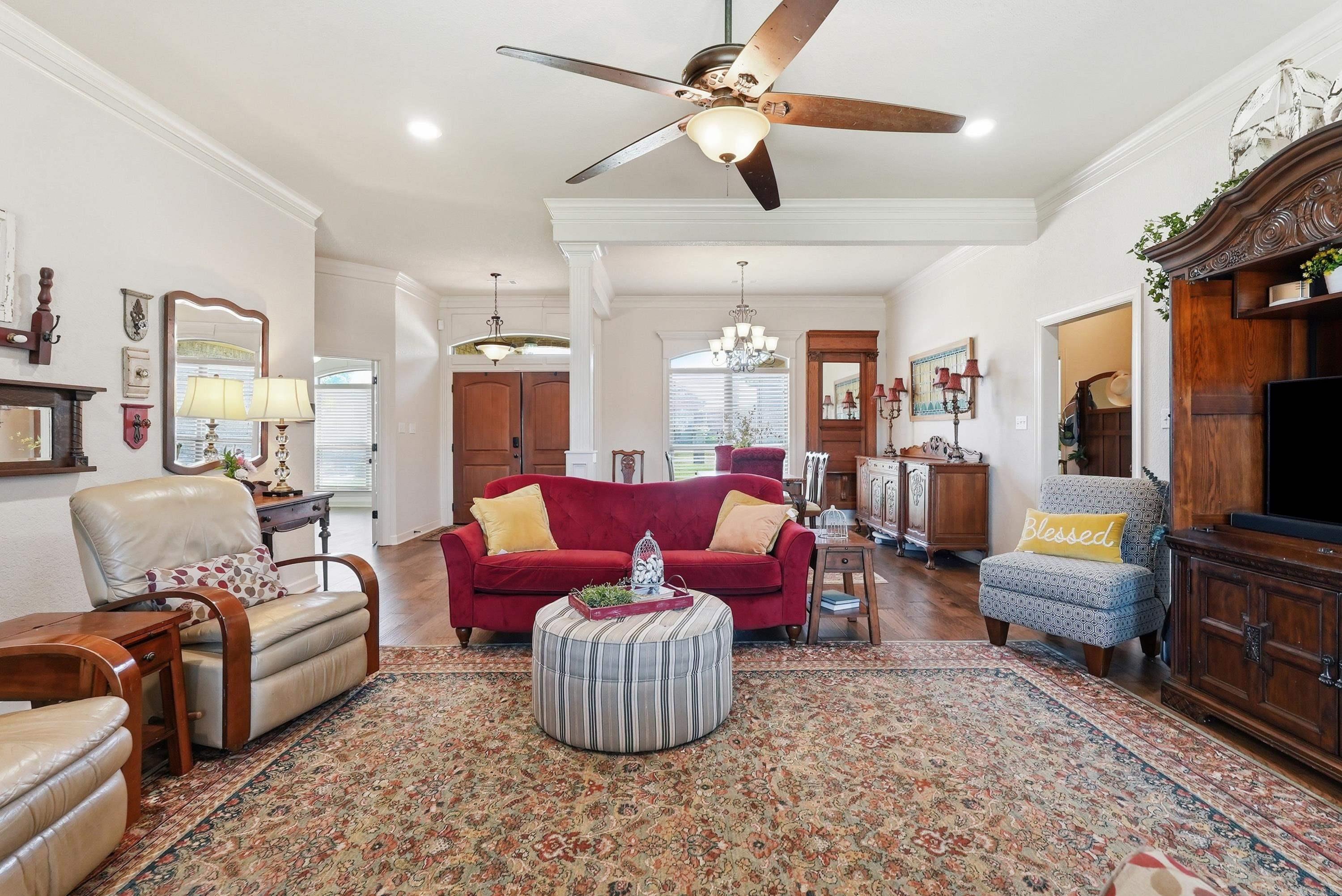 MILLERS CROSSING - Residential