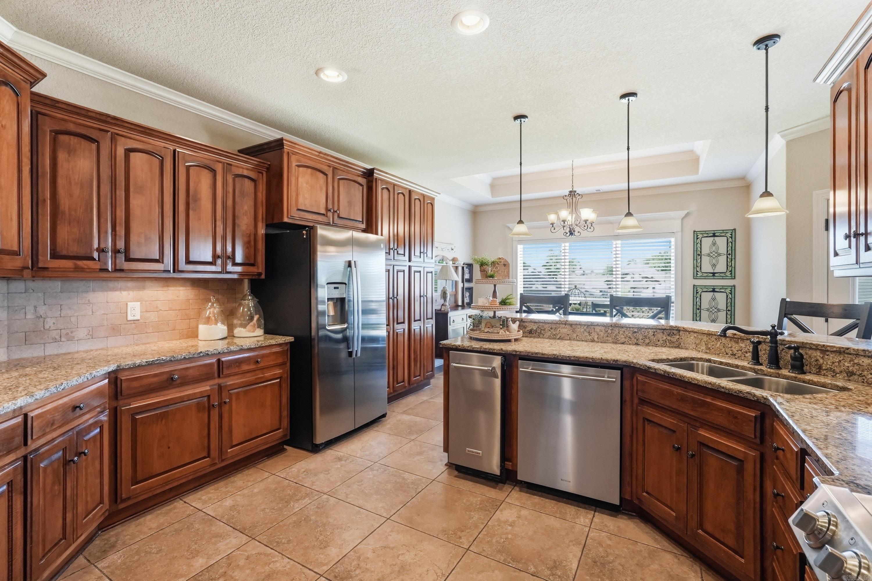 MILLERS CROSSING - Residential