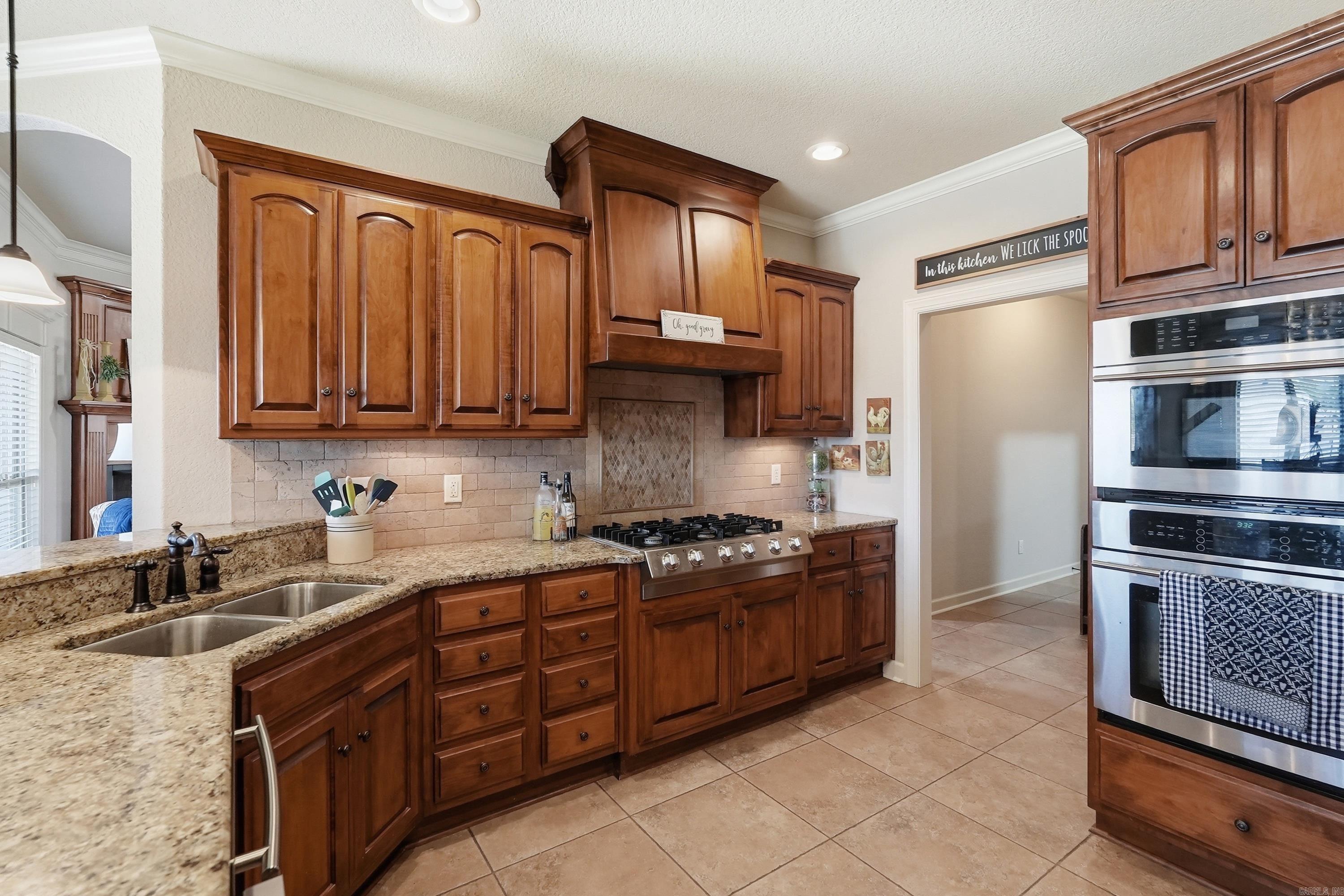 MILLERS CROSSING - Residential
