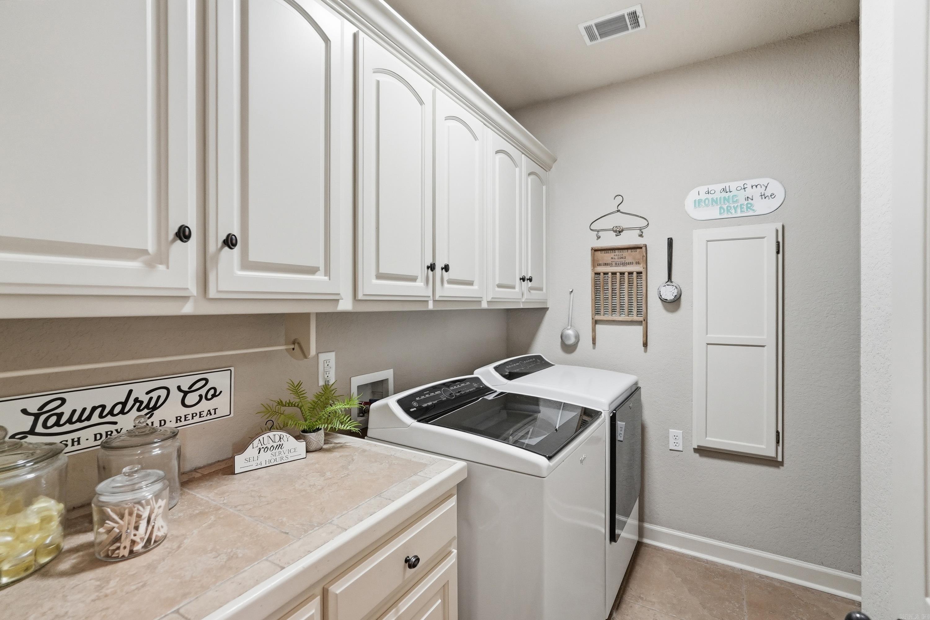 MILLERS CROSSING - Residential