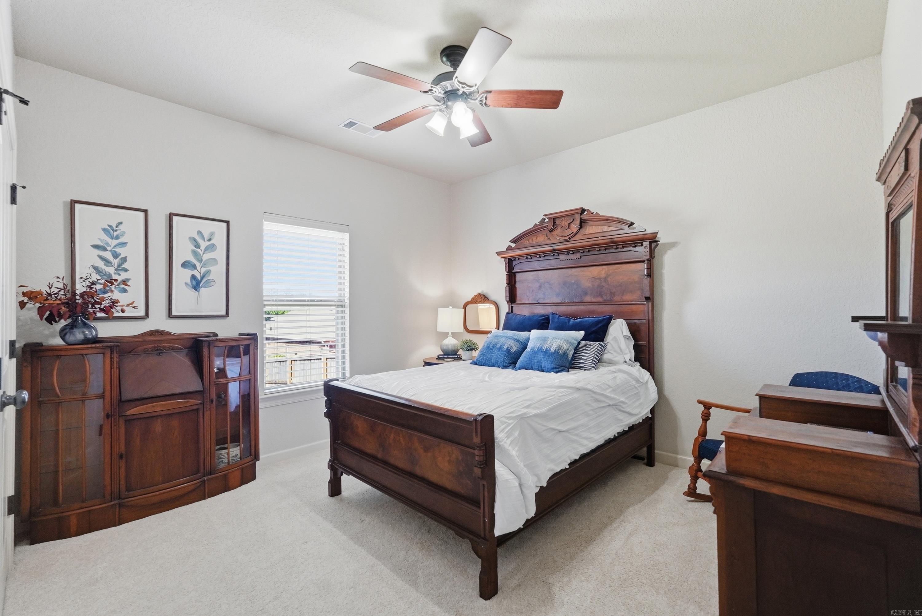 MILLERS CROSSING - Residential
