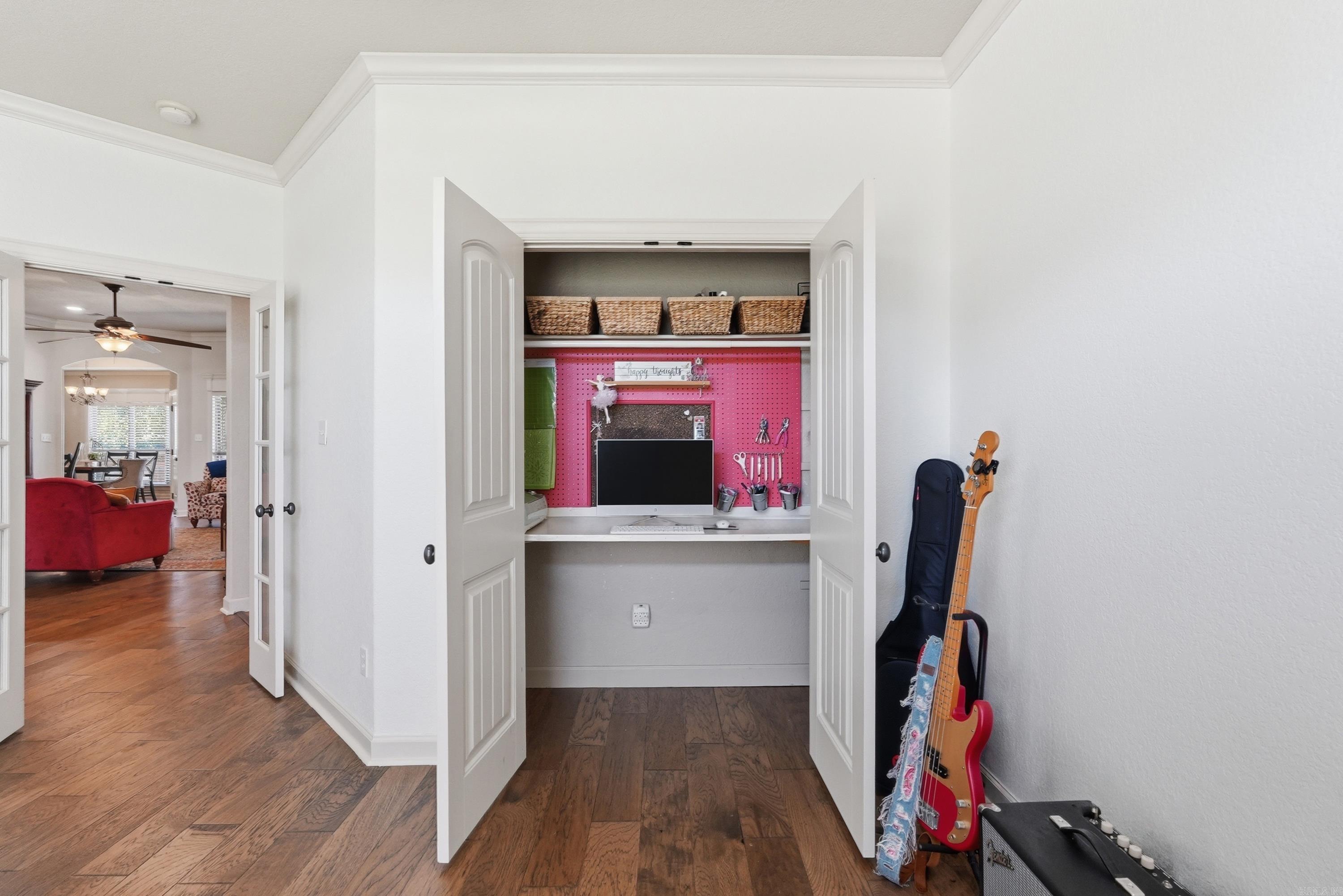 MILLERS CROSSING - Residential